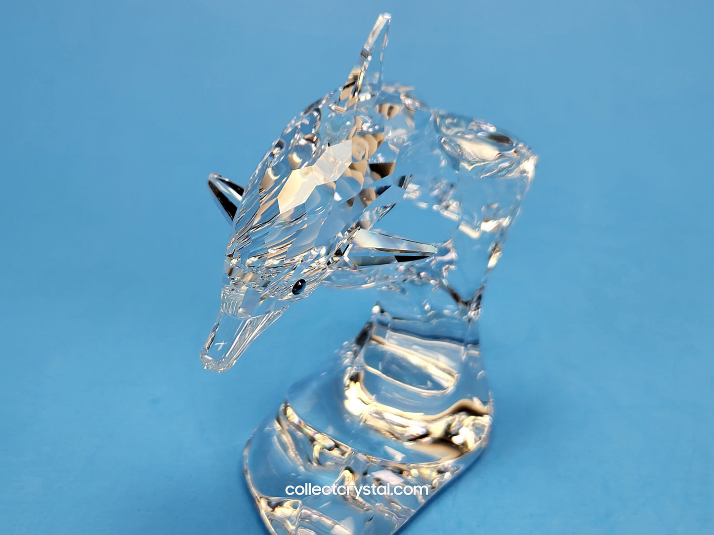 DOLPHIN ON A WAVE Figurine 190365