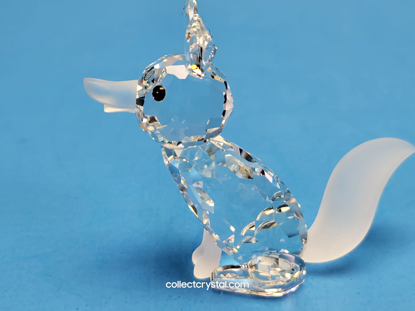 FOX LARGE (var 1 with frosted nose, no black dot, USA only) 013837