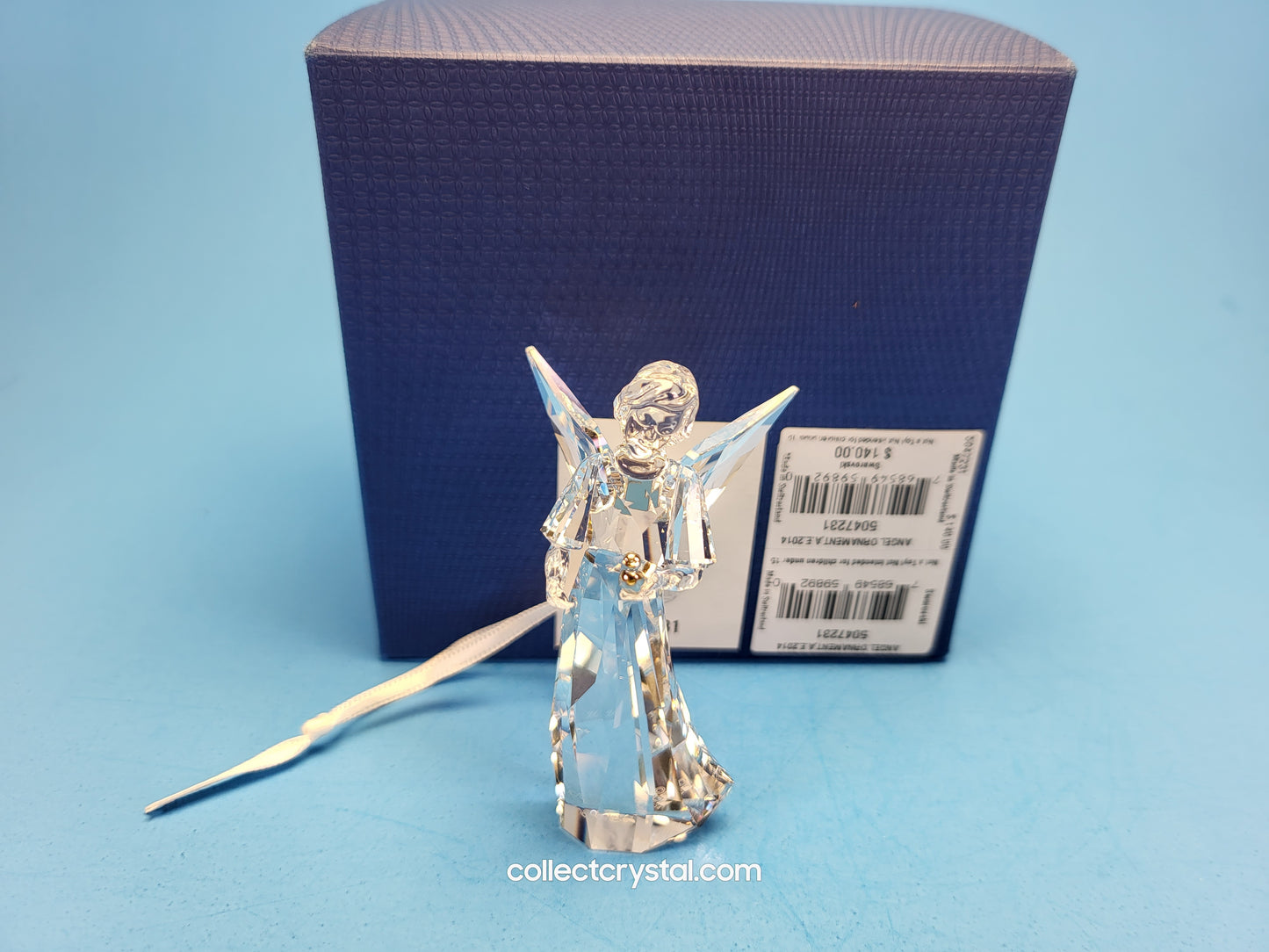 2014 ANGEL Annual Christmas ORNAMENT # 5047231 Holding A Bird
