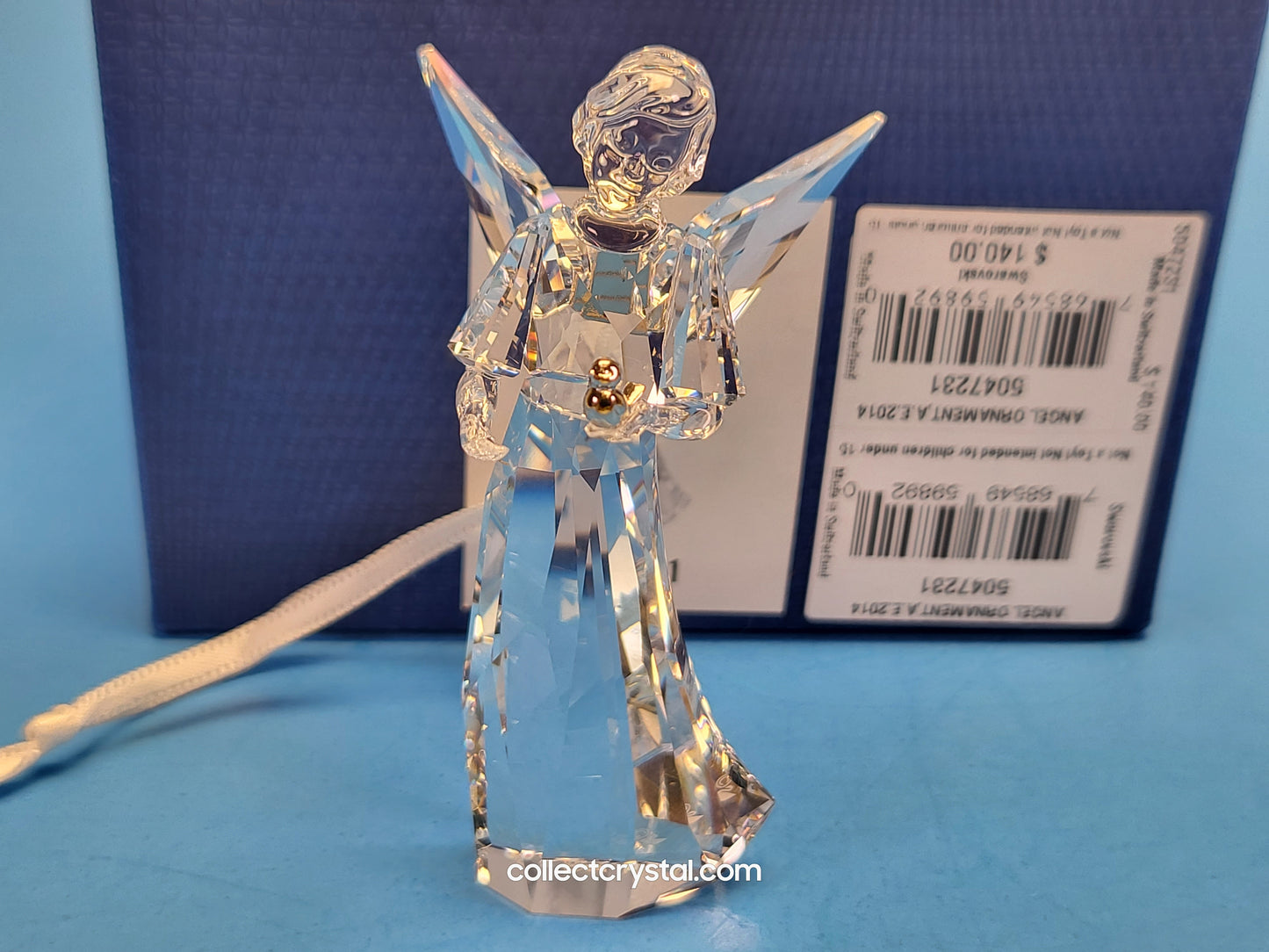 2014 ANGEL Annual Christmas ORNAMENT # 5047231 Holding A Bird
