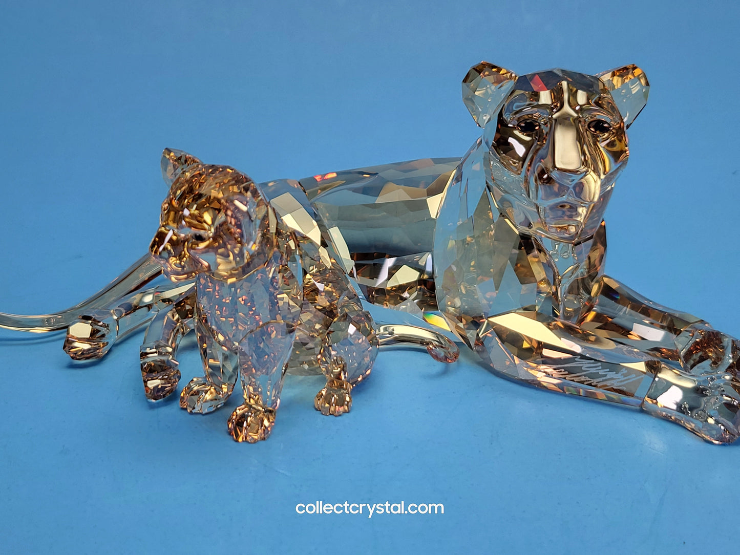LION MOTHER & Cub 5135895, 5135896 SCS 2016 Signed by Designer lioness. lion