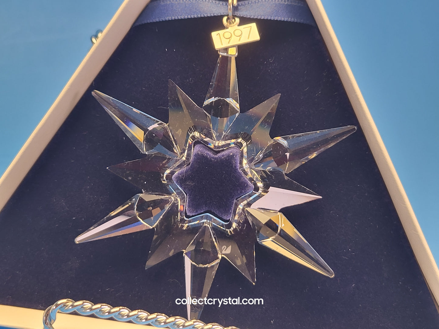 1997 Annual CHRISTMAS ORNAMENT # 211987 Star / Snowflake