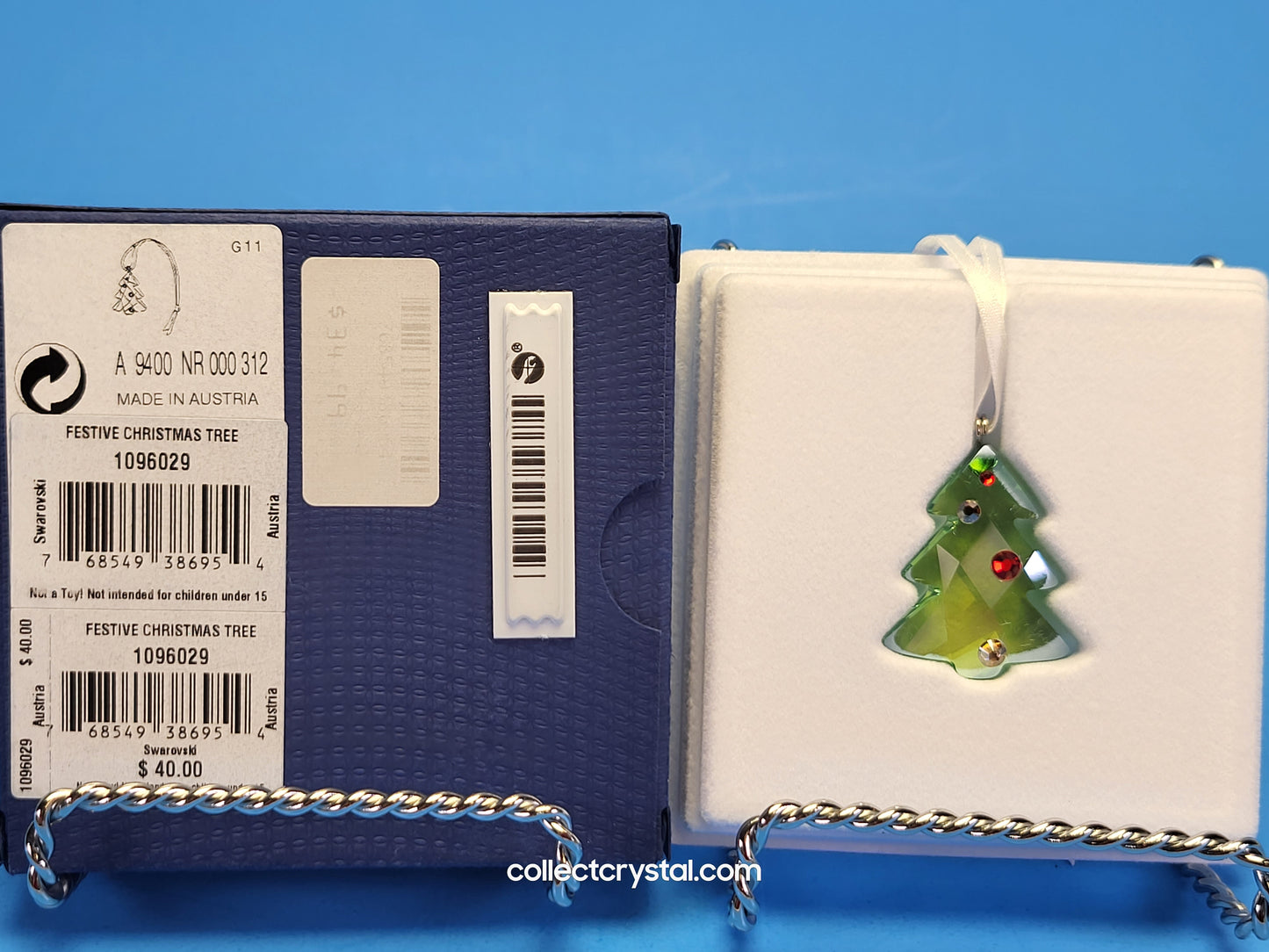 FESTIVE CHRISTMAS TREE 1096029 Ornament