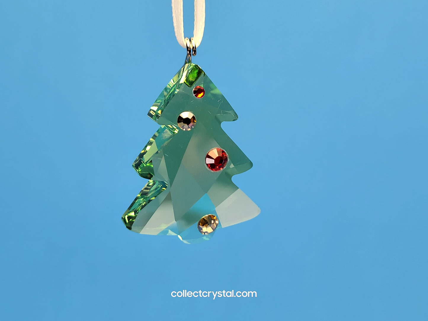 FESTIVE CHRISTMAS TREE 1096029 Ornament