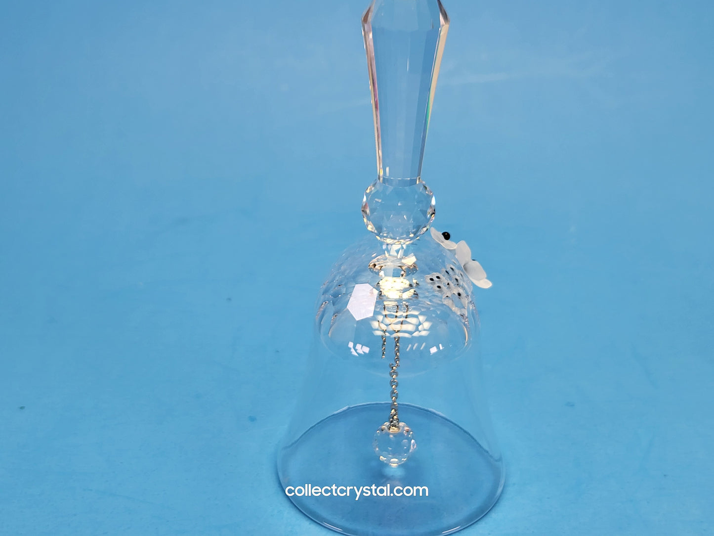 BELL DINNER TABLE MEDIUM 013918