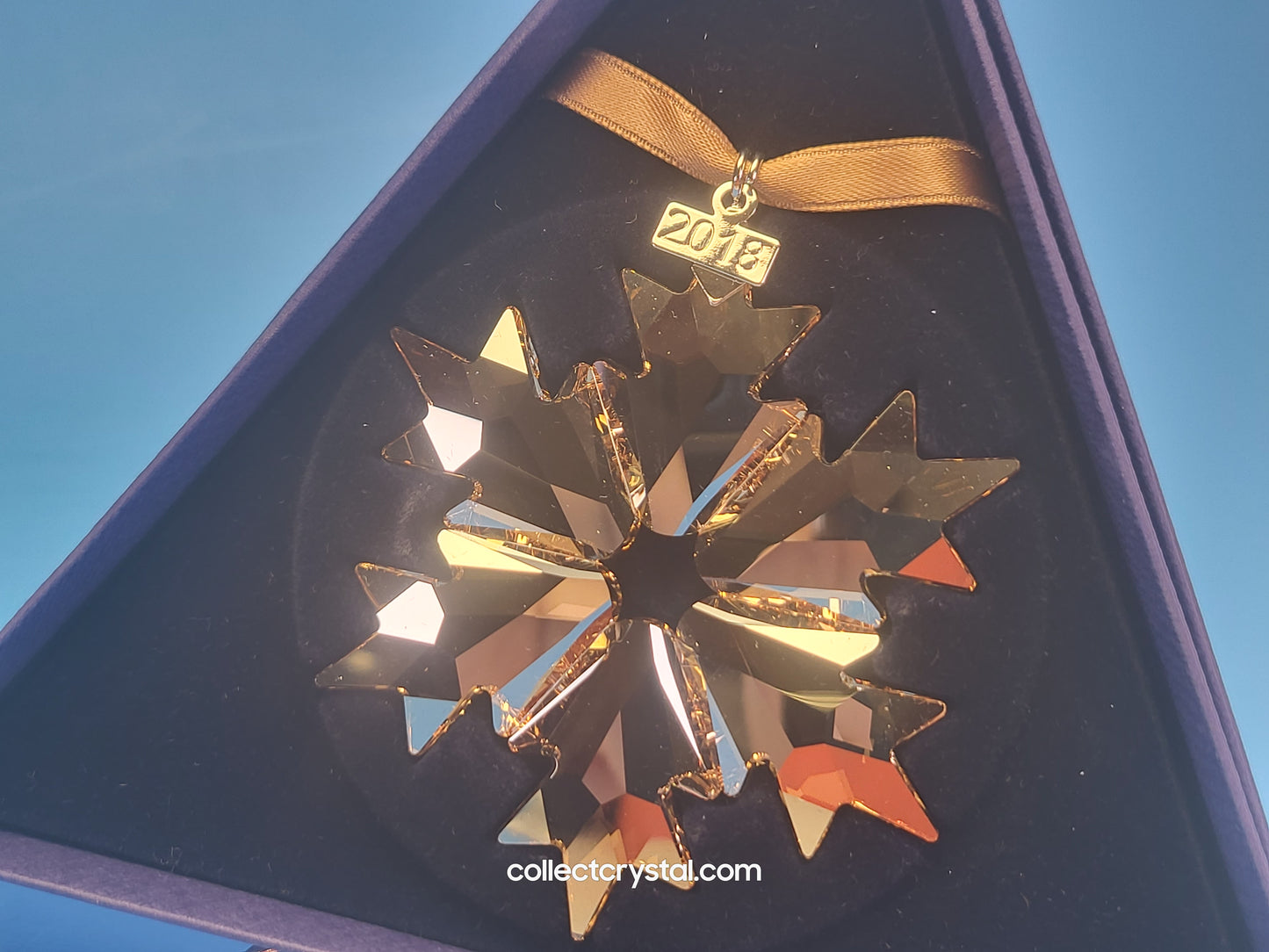 2018 CHRISTMAS ORNAMENT GOLD SCS 5357982