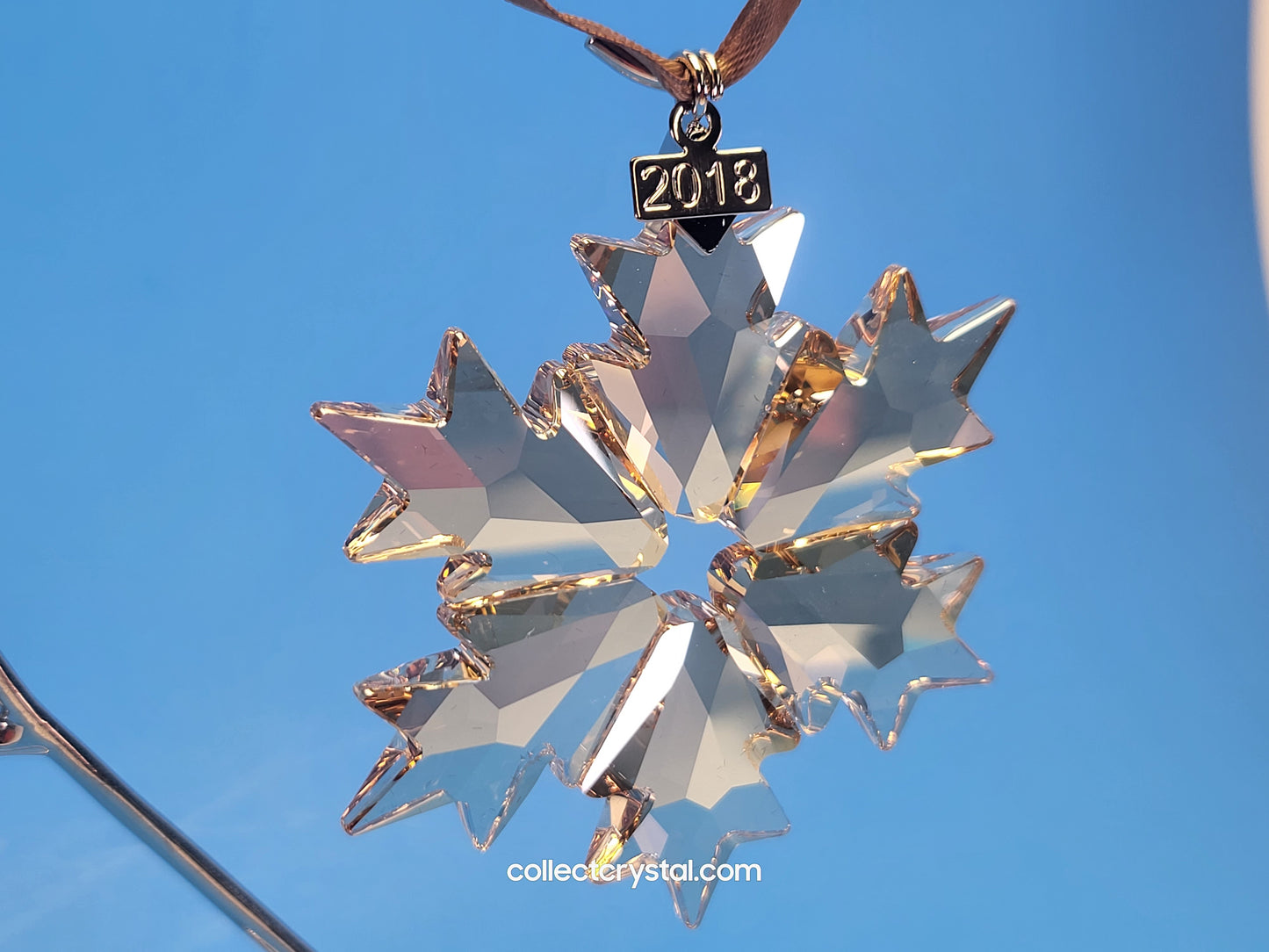 2018 CHRISTMAS ORNAMENT GOLD SCS 5357982