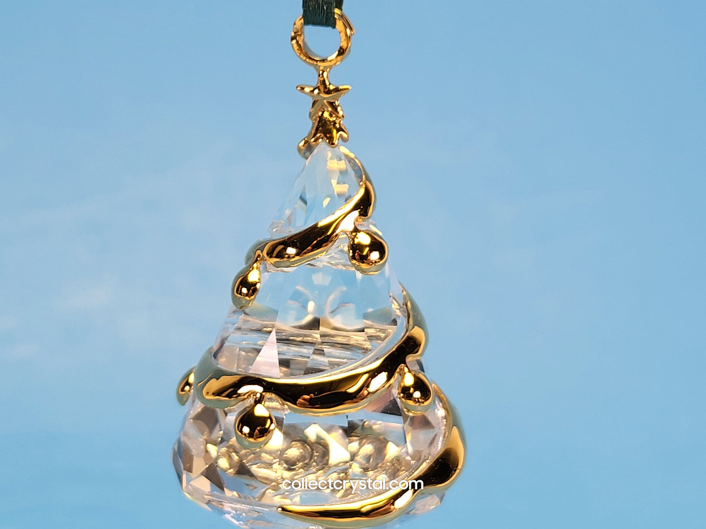 TREE 219870 Christmas Memories Ornament