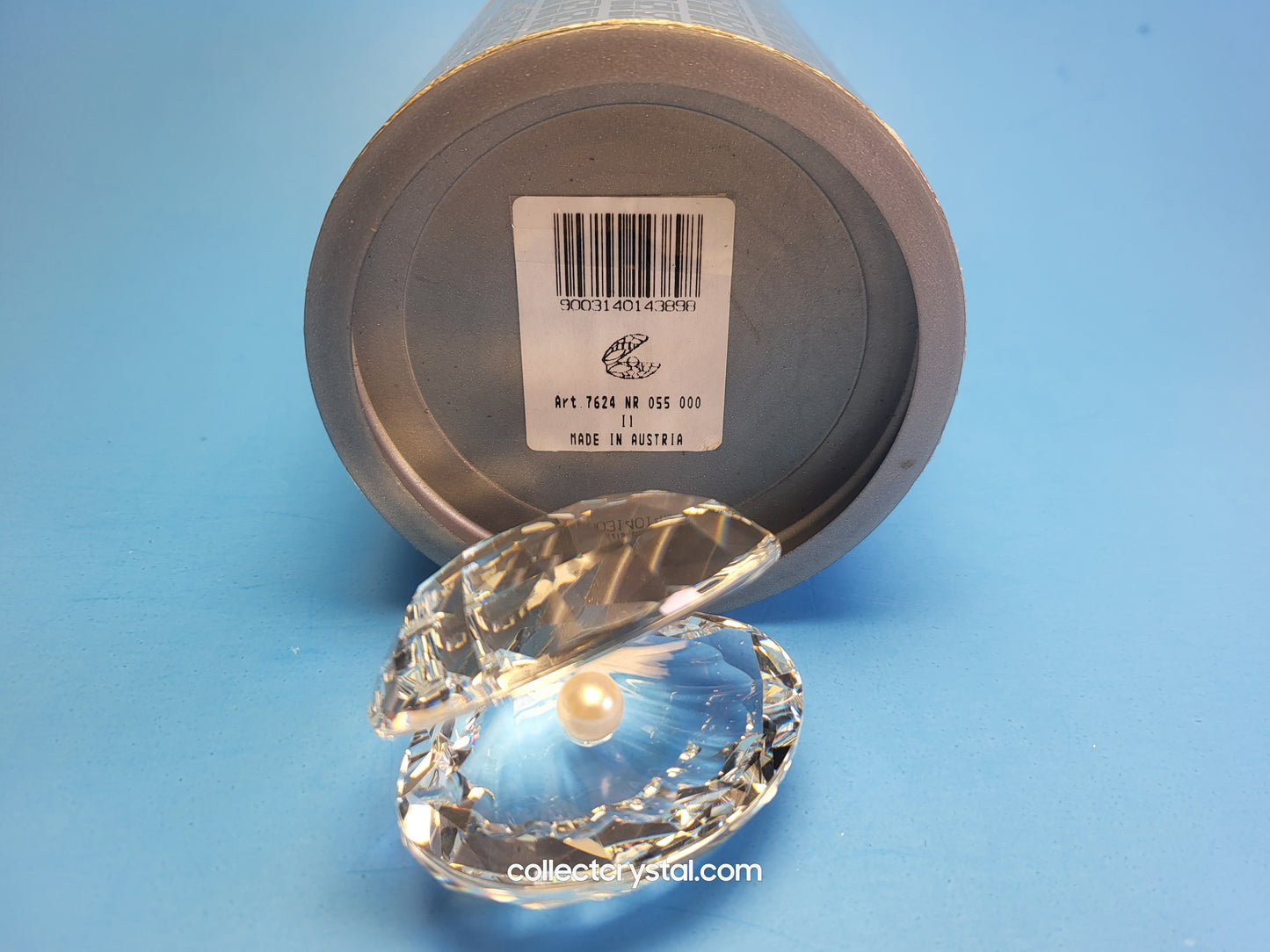 SHELL WITH PEARL / CLAM OYSTER SEASHELL # 014389
