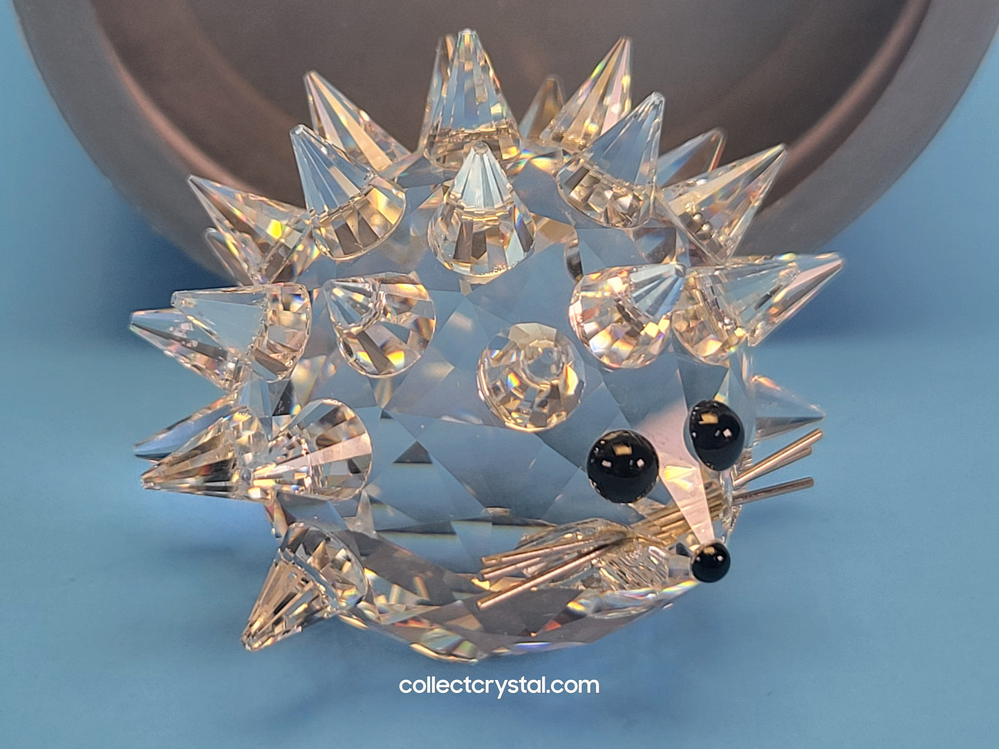 HEDGEHOG ROUND SMALL (SILVER WHISKERS) (called MEDIUM in USA/CANADA) 010018