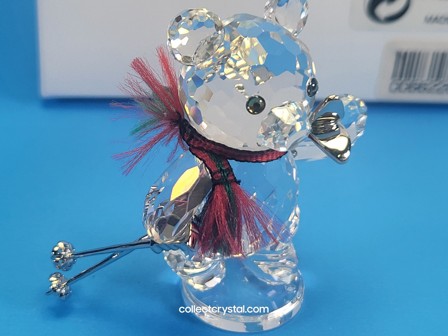 KRIS BEAR – WITH SKIS V2 234710