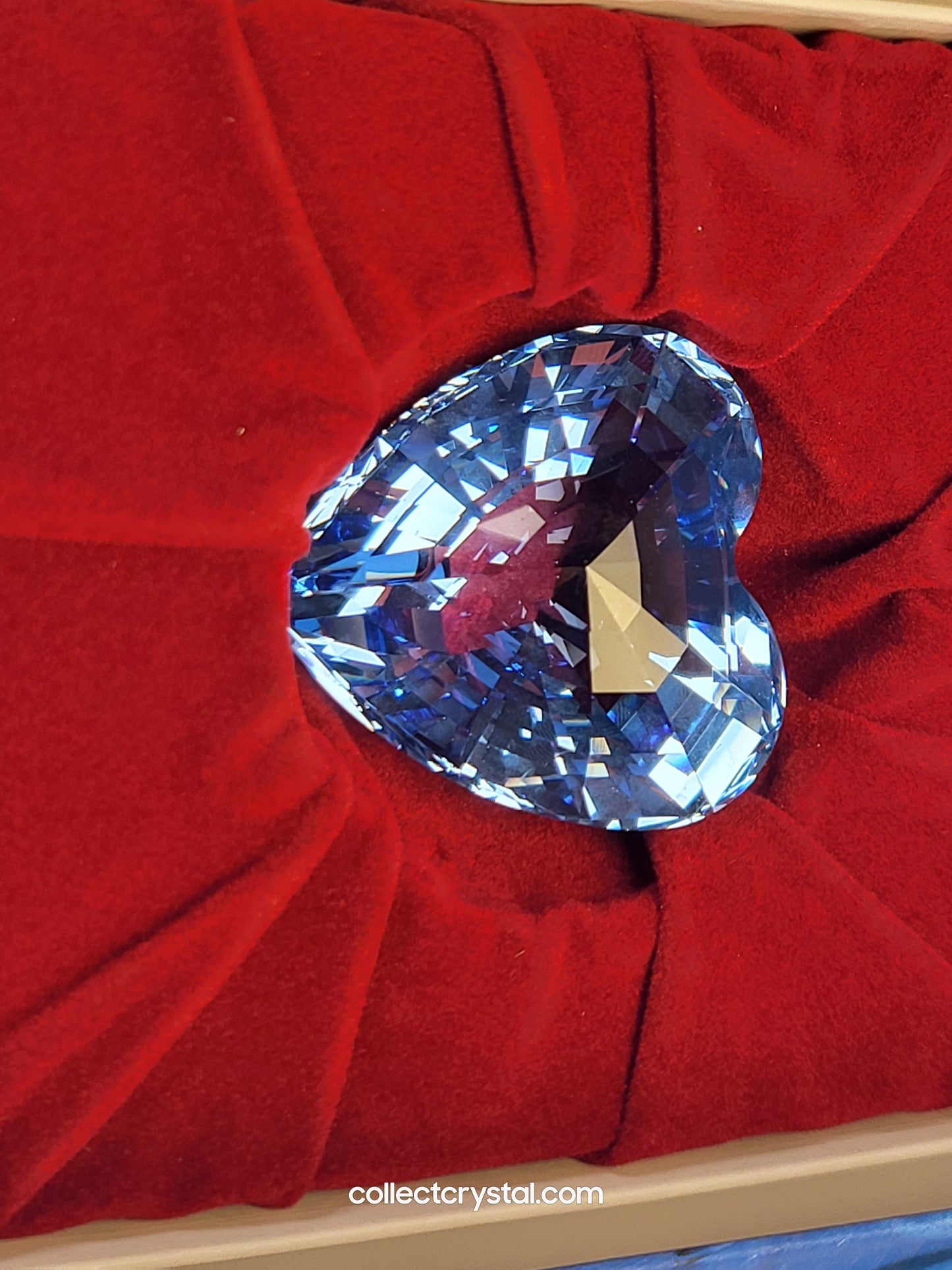 1997 RENEWAL GIFT – HEART BLUE 210899