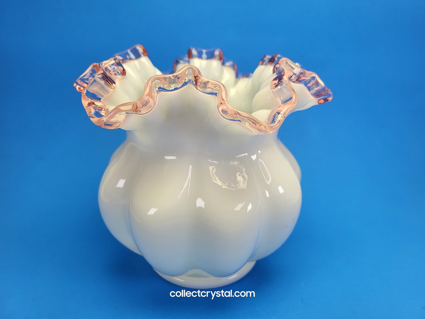 Fenton Ruffled Rose Crest Bowl