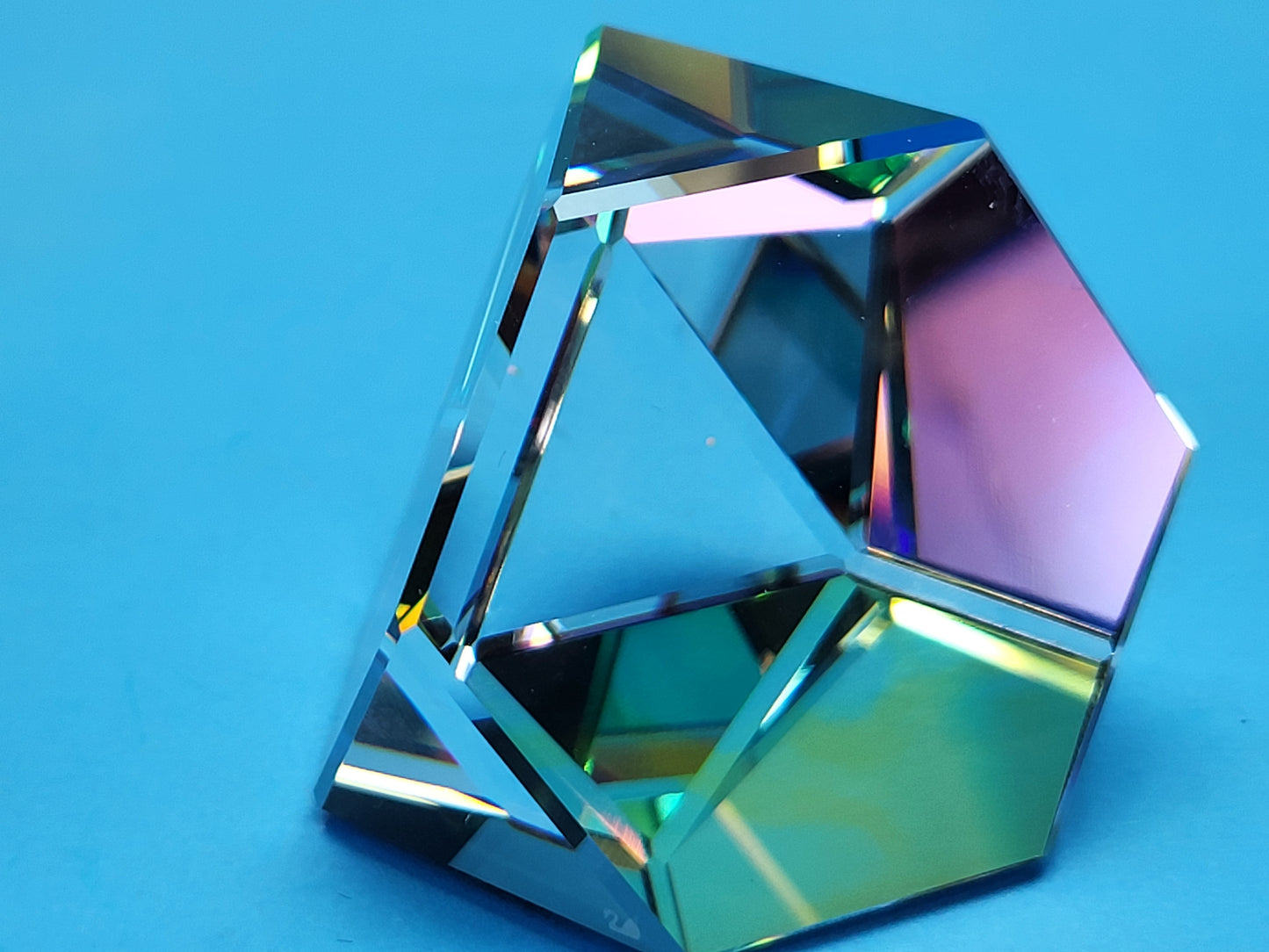 PAPERWEIGHT – OCTRON Inn Green # 7456 NR 41