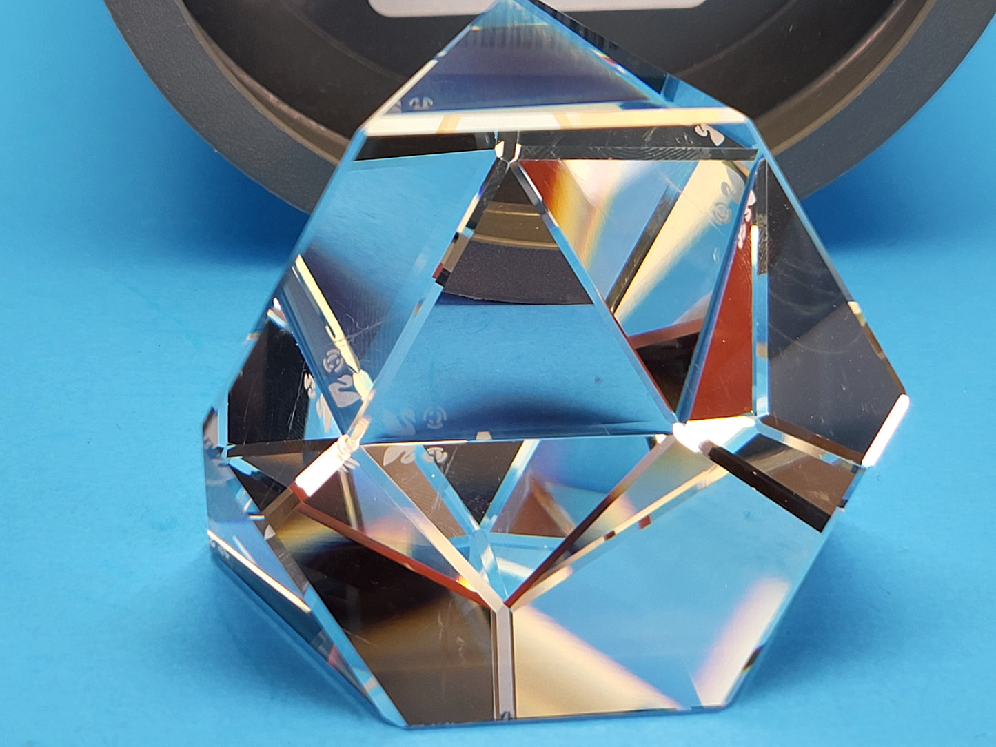 Crystal CAL Octron PAPERWEIGHT – OCTRON # 7456 NR 41