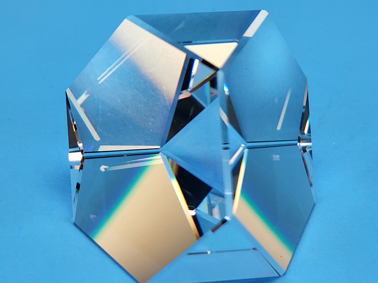 Crystal CAL Octron PAPERWEIGHT – OCTRON # 7456 NR 41