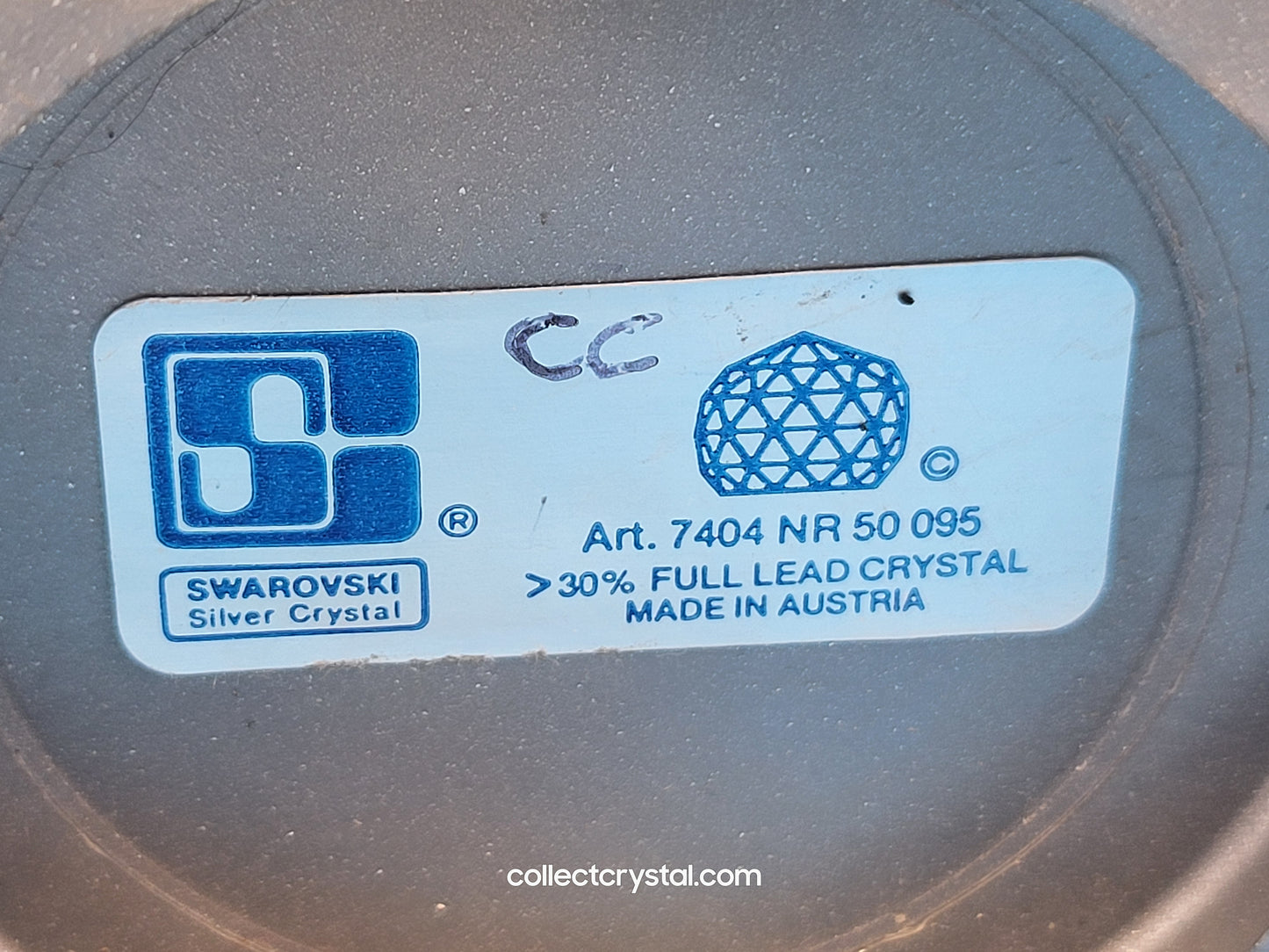 PAPERWEIGHT – ROUND 50MM CRYSTAL CAL