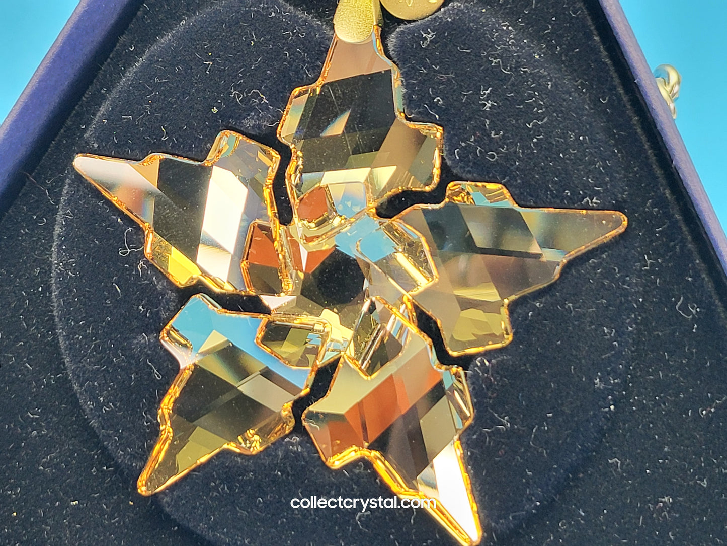 2021 Festive Annual Edition Ornament # 558347 gold tone NOS