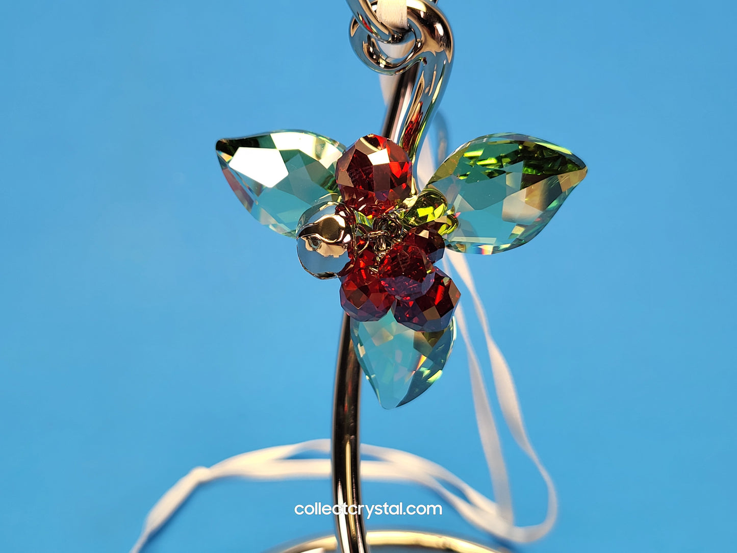 WINTER BERRIES PERIDOT 1094409 Christmas Ornament