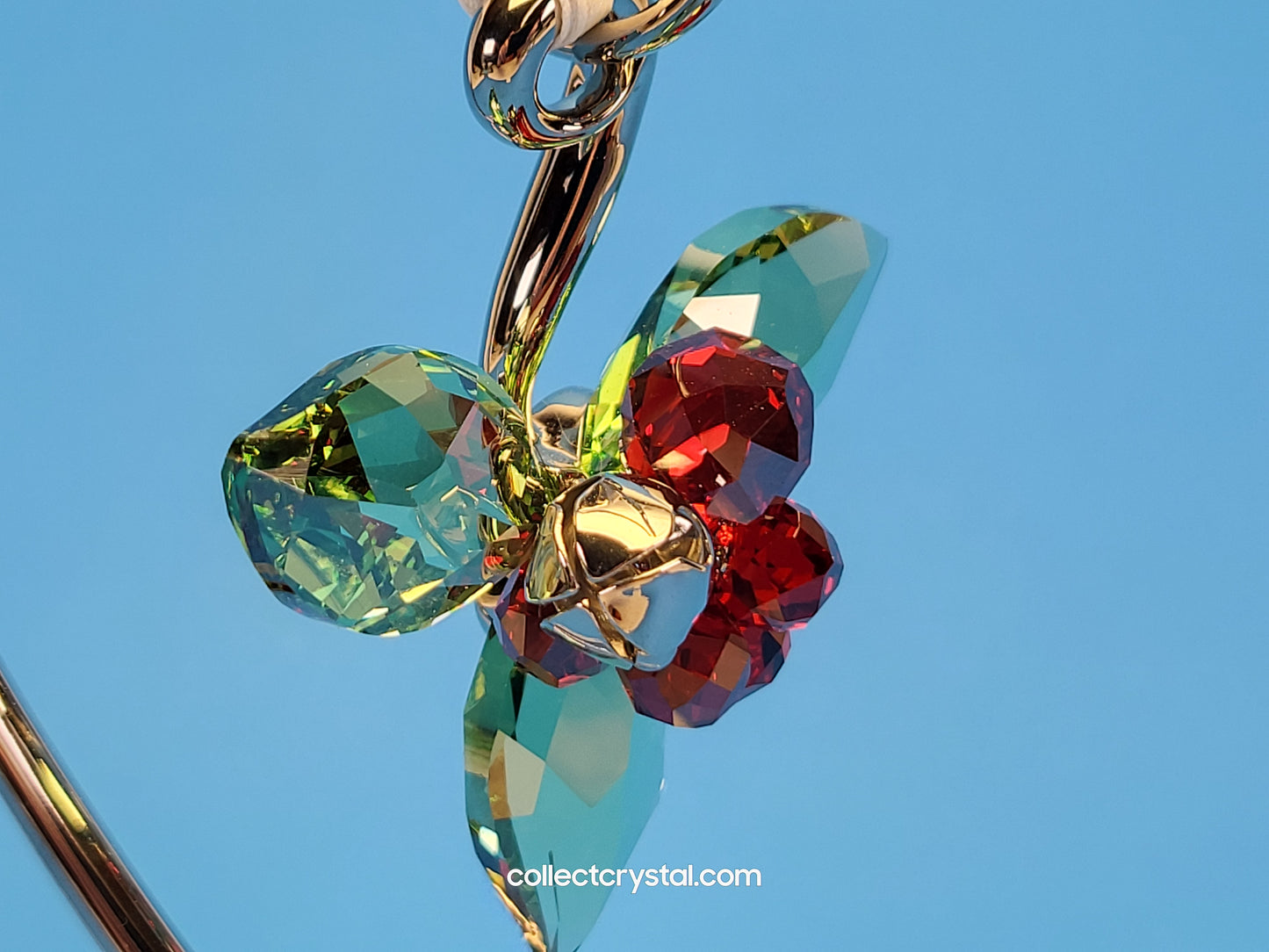 WINTER BERRIES PERIDOT 1094409 Christmas Ornament