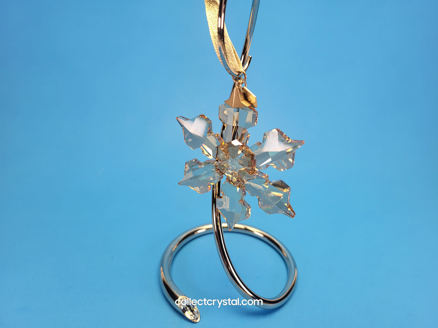 2022 CHRISTMAS FESTIVE GOLD ORNAMENT 5634888