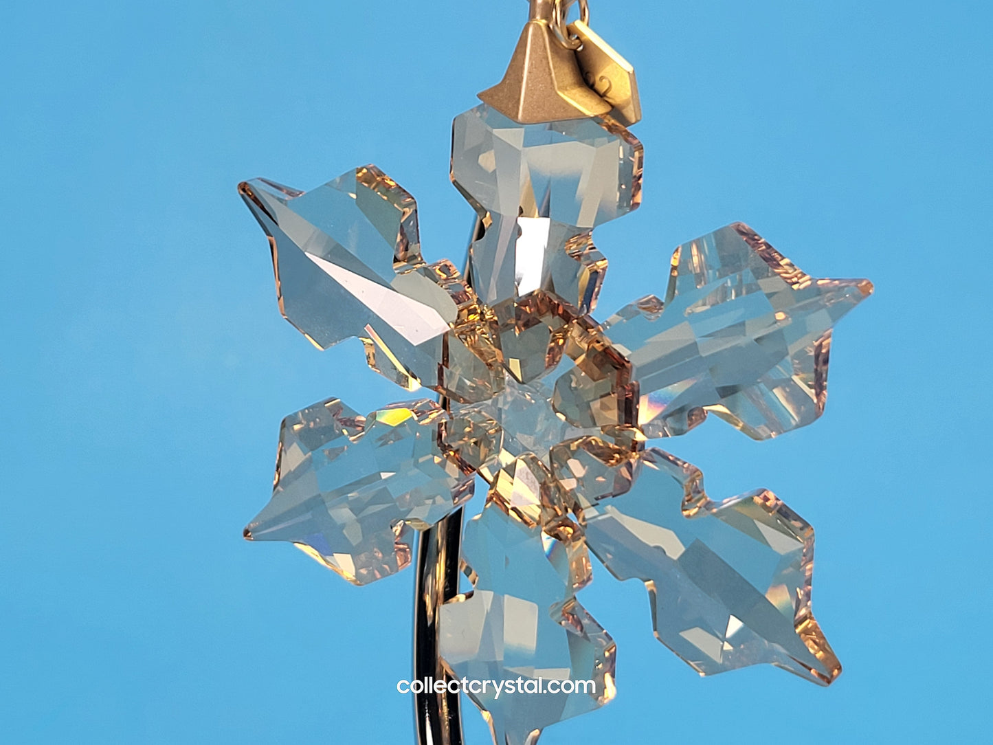 2022 CHRISTMAS FESTIVE GOLD ORNAMENT 5634888