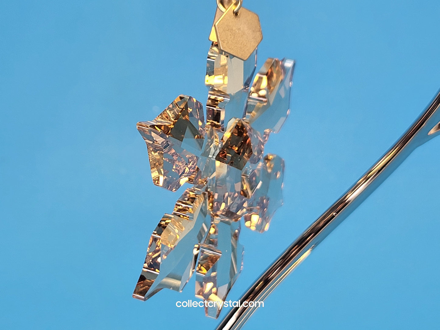 2022 CHRISTMAS FESTIVE GOLD ORNAMENT 5634888