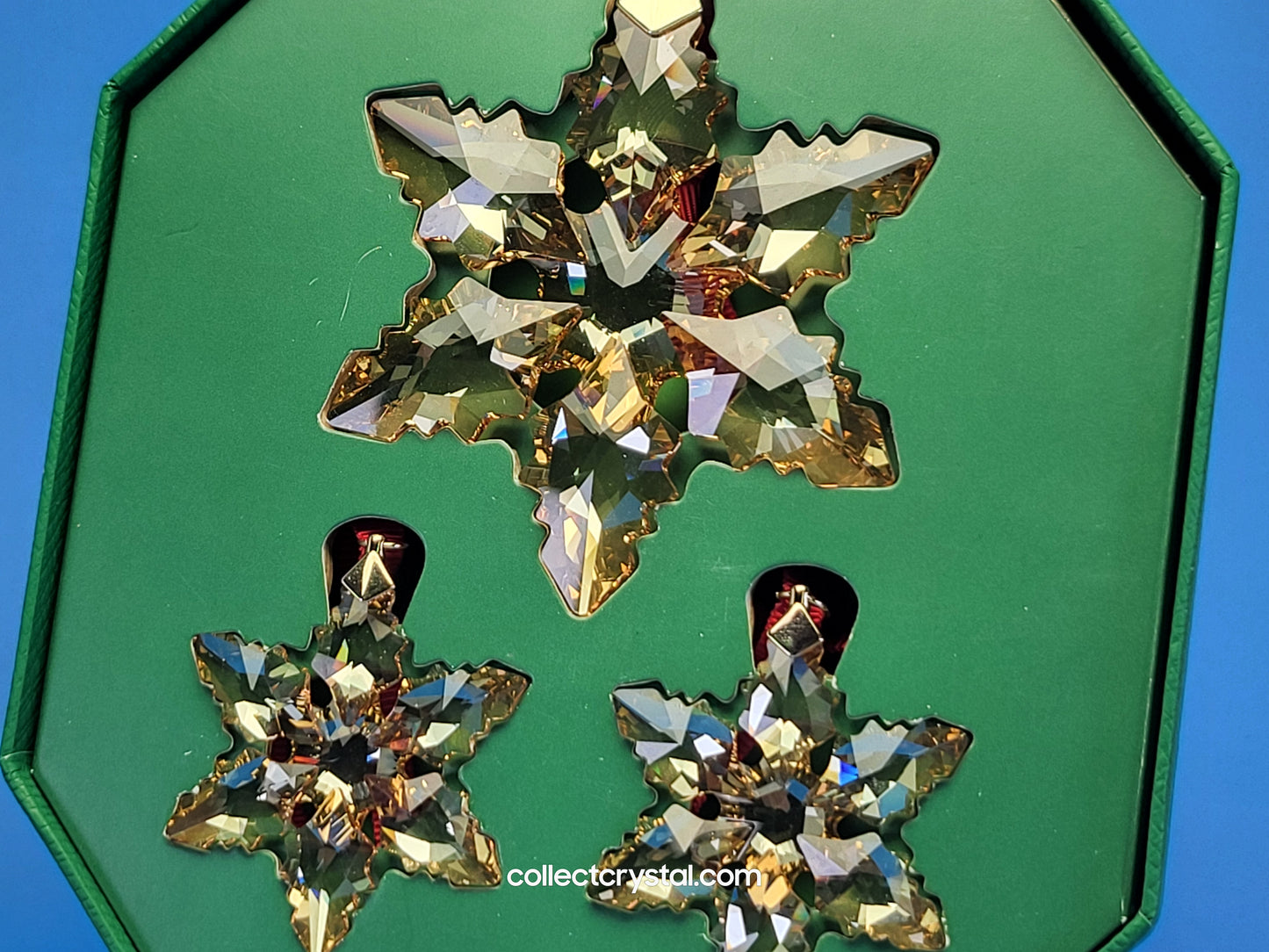 2024 CHRISTMAS ORNAMENT FESTIVE GOLD SET 5674401