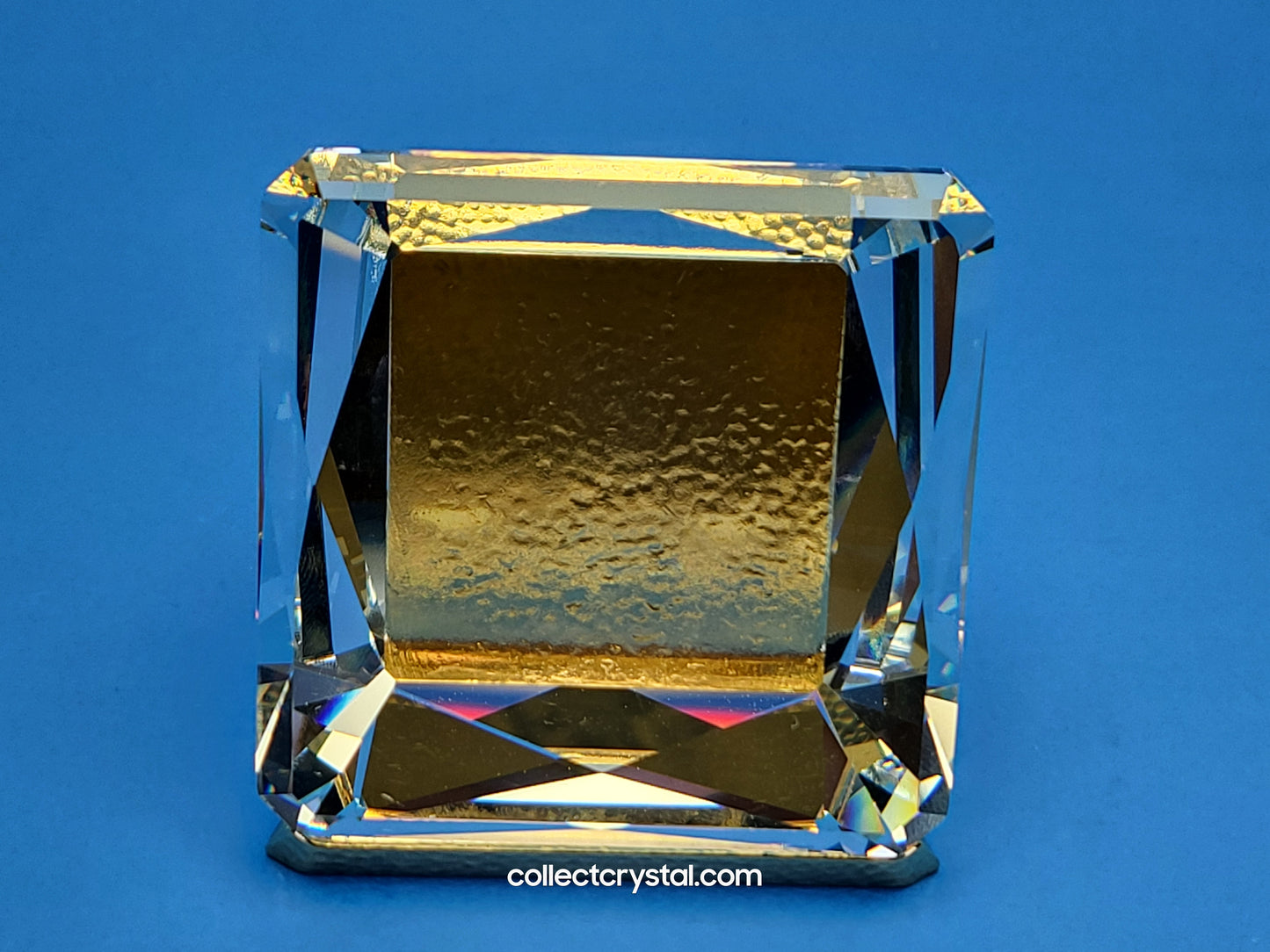 PICTURE FRAME – SQUARE GOLD EUROPEAN 010149