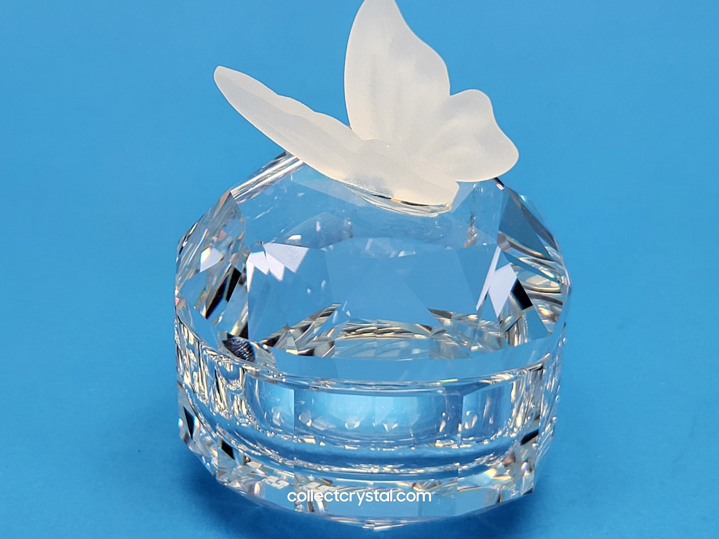 Butterfly Trinket / Treasure Heart Box # 7465 052 100 or # 010103
