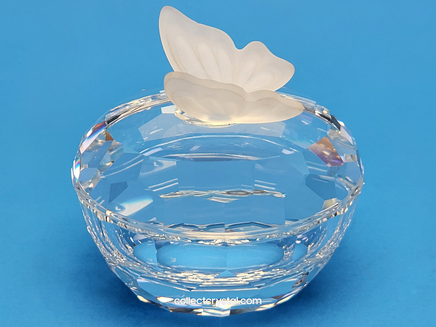 Butterfly Trinket / Treasure Oval Box # 7466 063 100 or # 010117