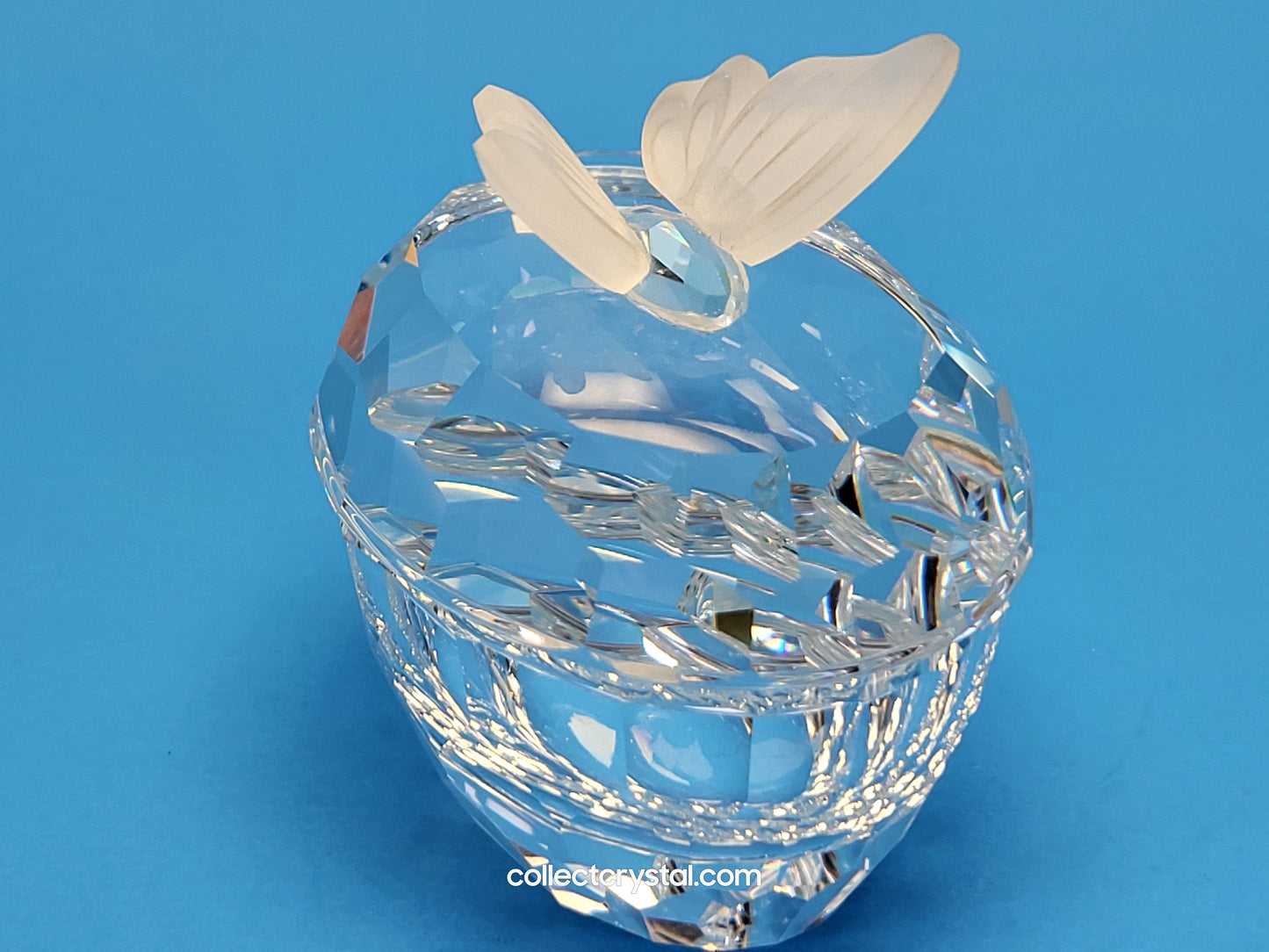 Butterfly Trinket / Treasure Oval Box # 7466 063 100 or # 010117