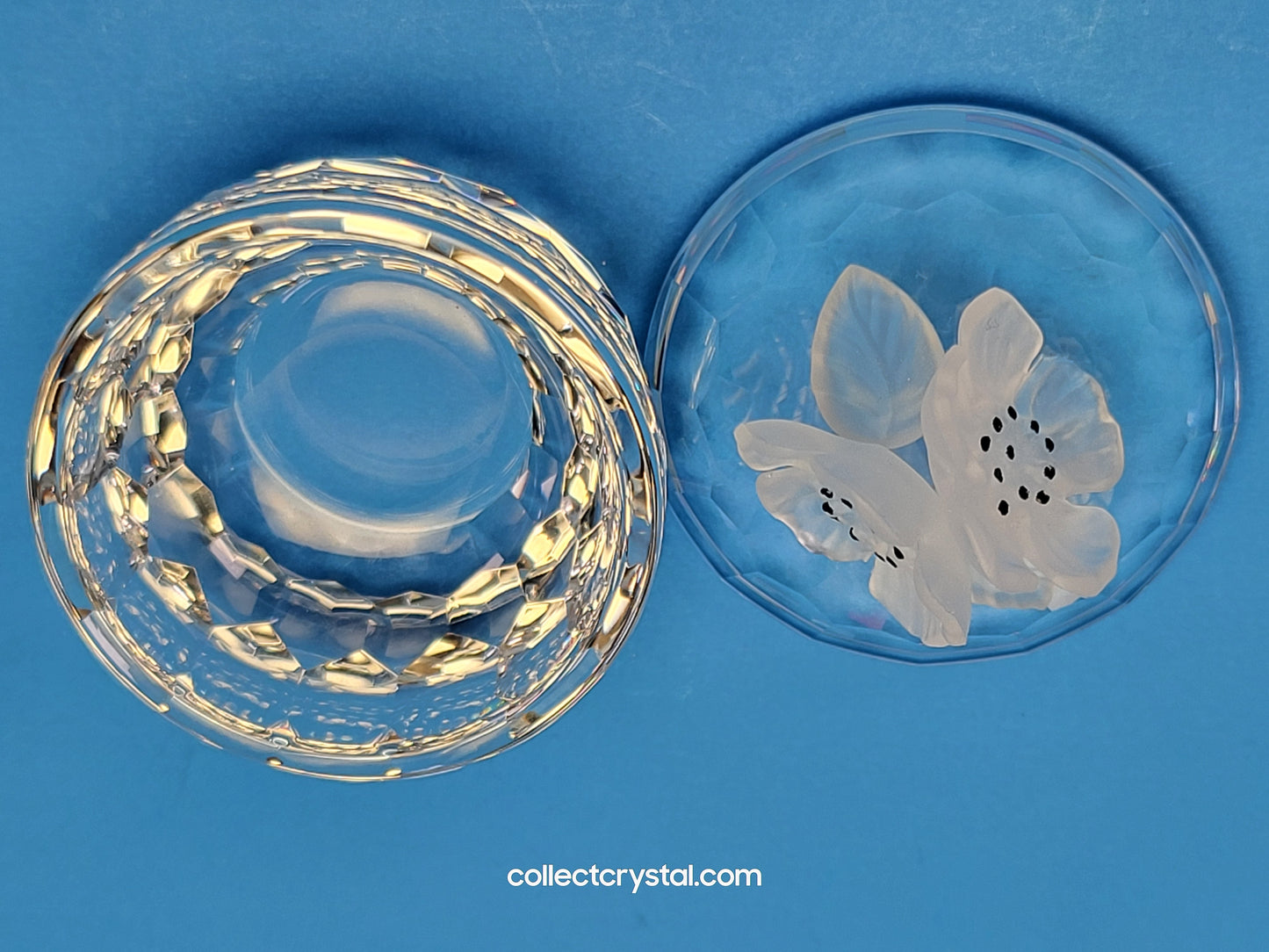 Flower Trinket / Treasure Round Box # 7464 050 100 or # 010168