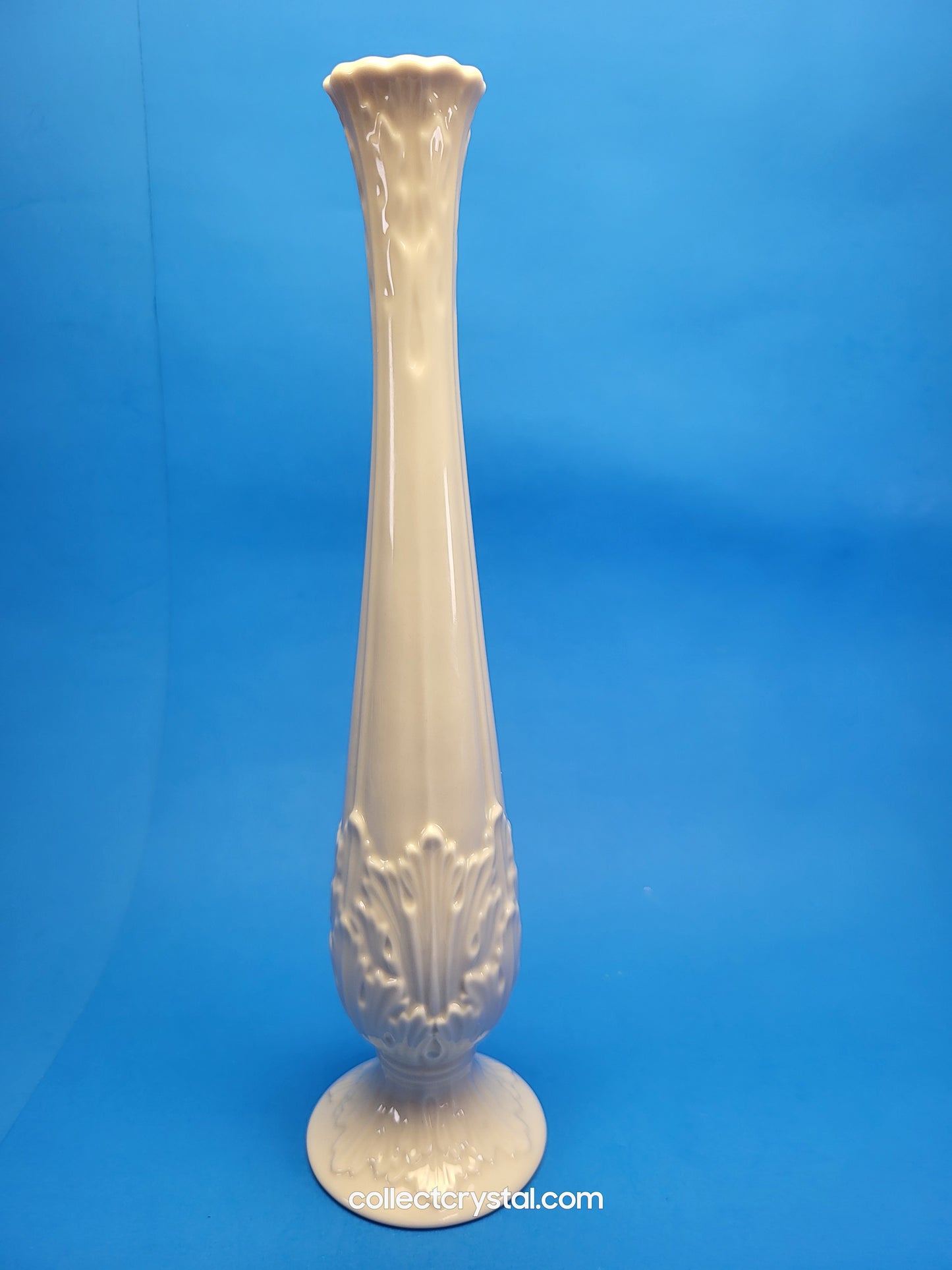 Lenox glass bud vase Florentine Collection Acanthus Leaf 11"