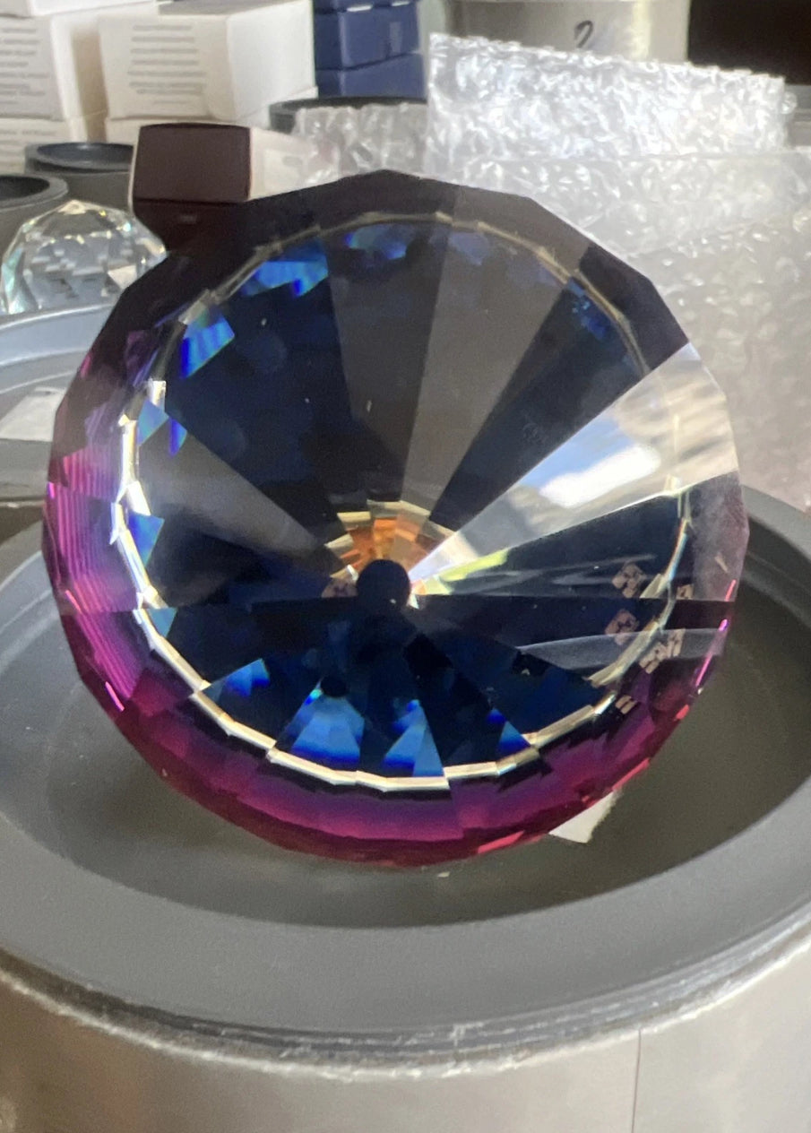 PAPERWEIGHT – CAROUSEL 011247