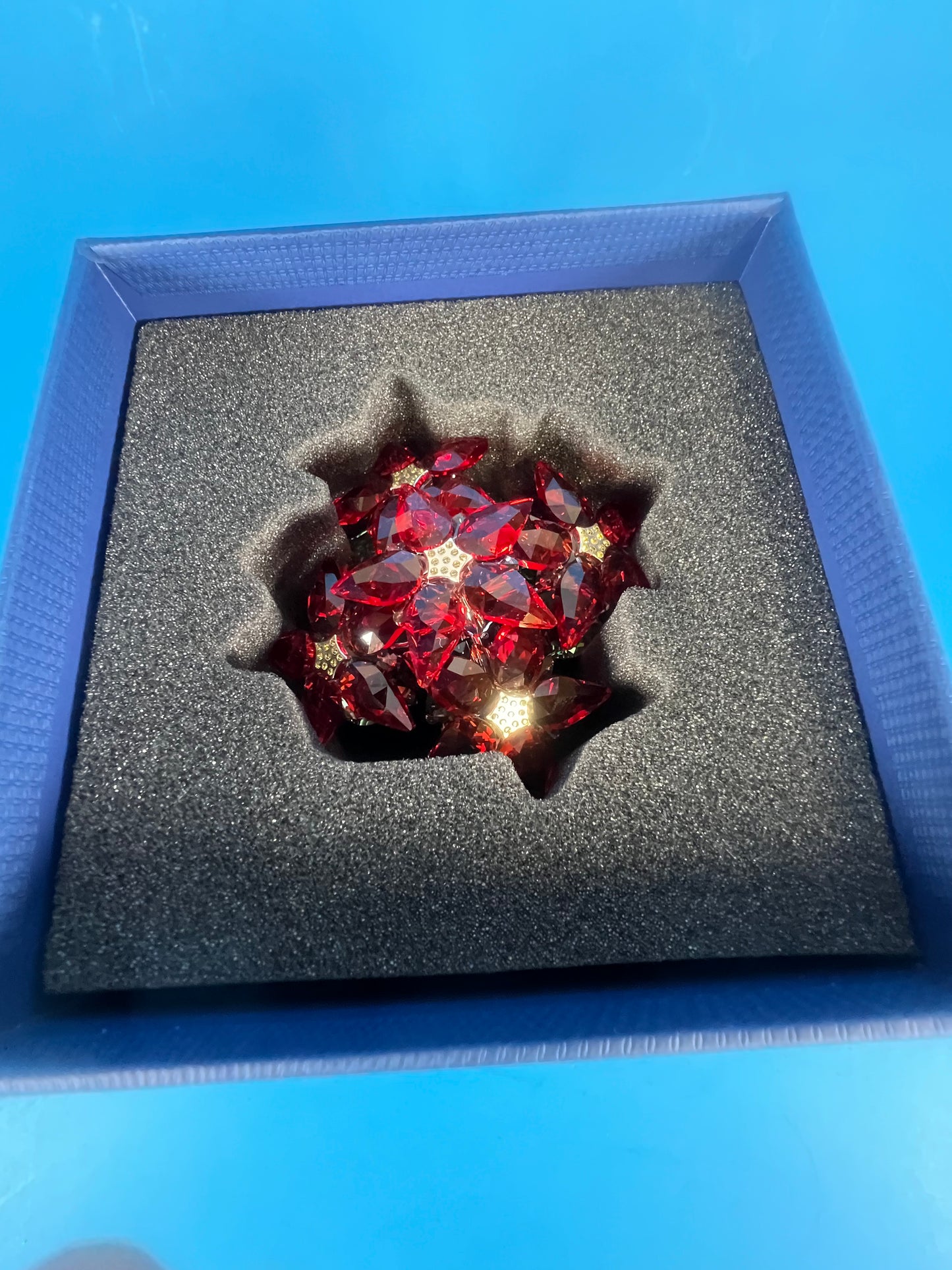 Swarovski 1139997 large Christmas poinsettia flowers no sleeve