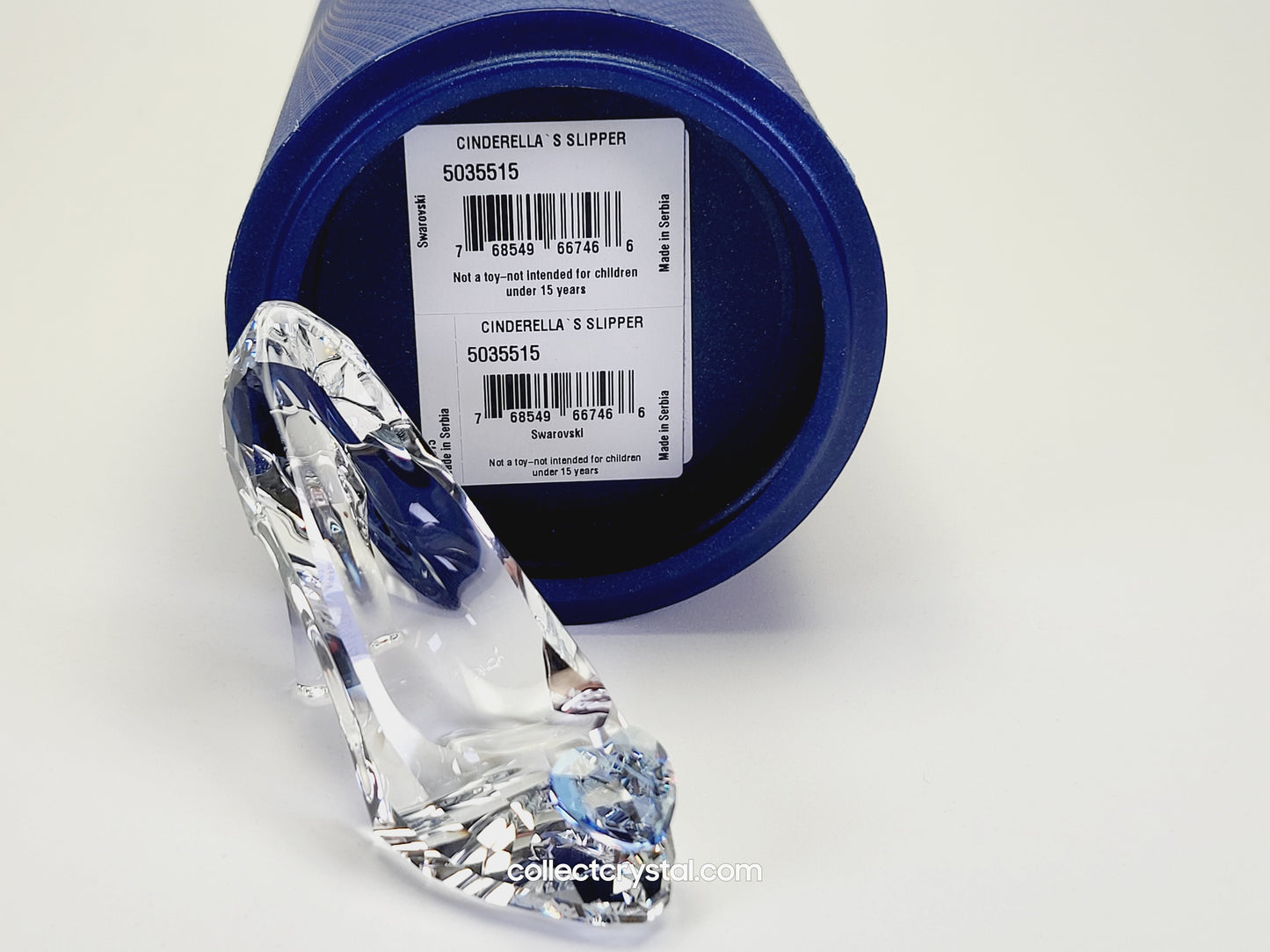 Cinderellas Glass slipper Figurine in Austrian Crystal from the 2015 DISNEY Movie 5035515