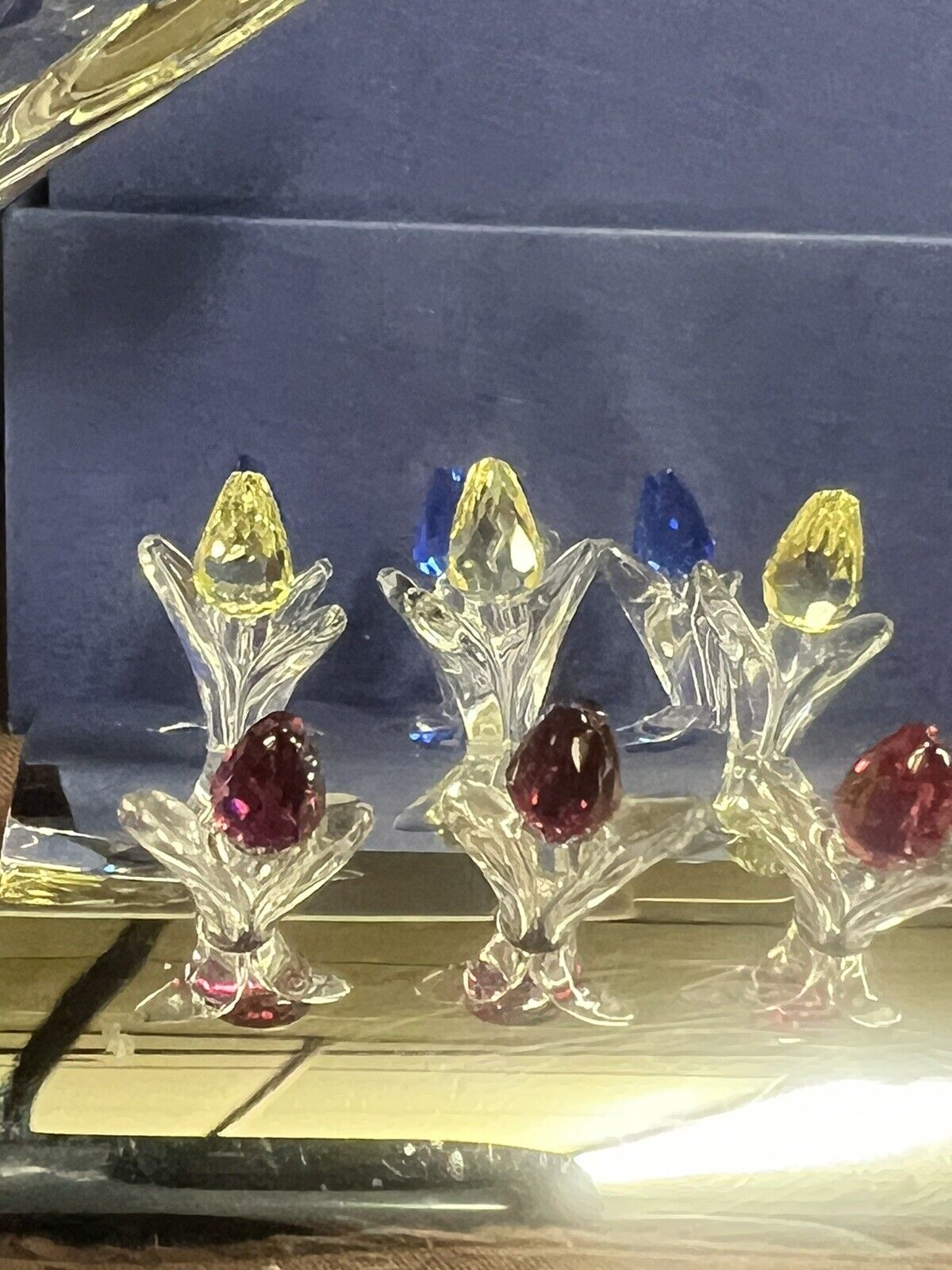 Flowers Renewal Gift Red, Blue, Yellow, + 9 Mini Tulips & Display Mib