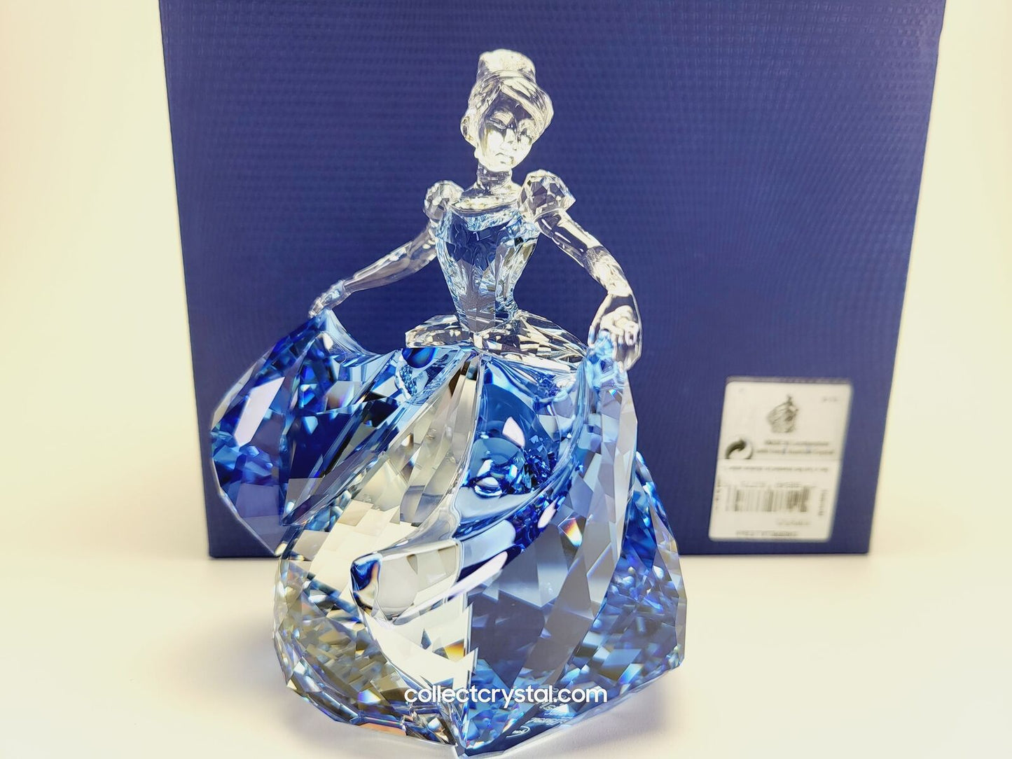 Cinderella with slipper Figurines SET DISNEY 2015 – 5089525 and 5035515