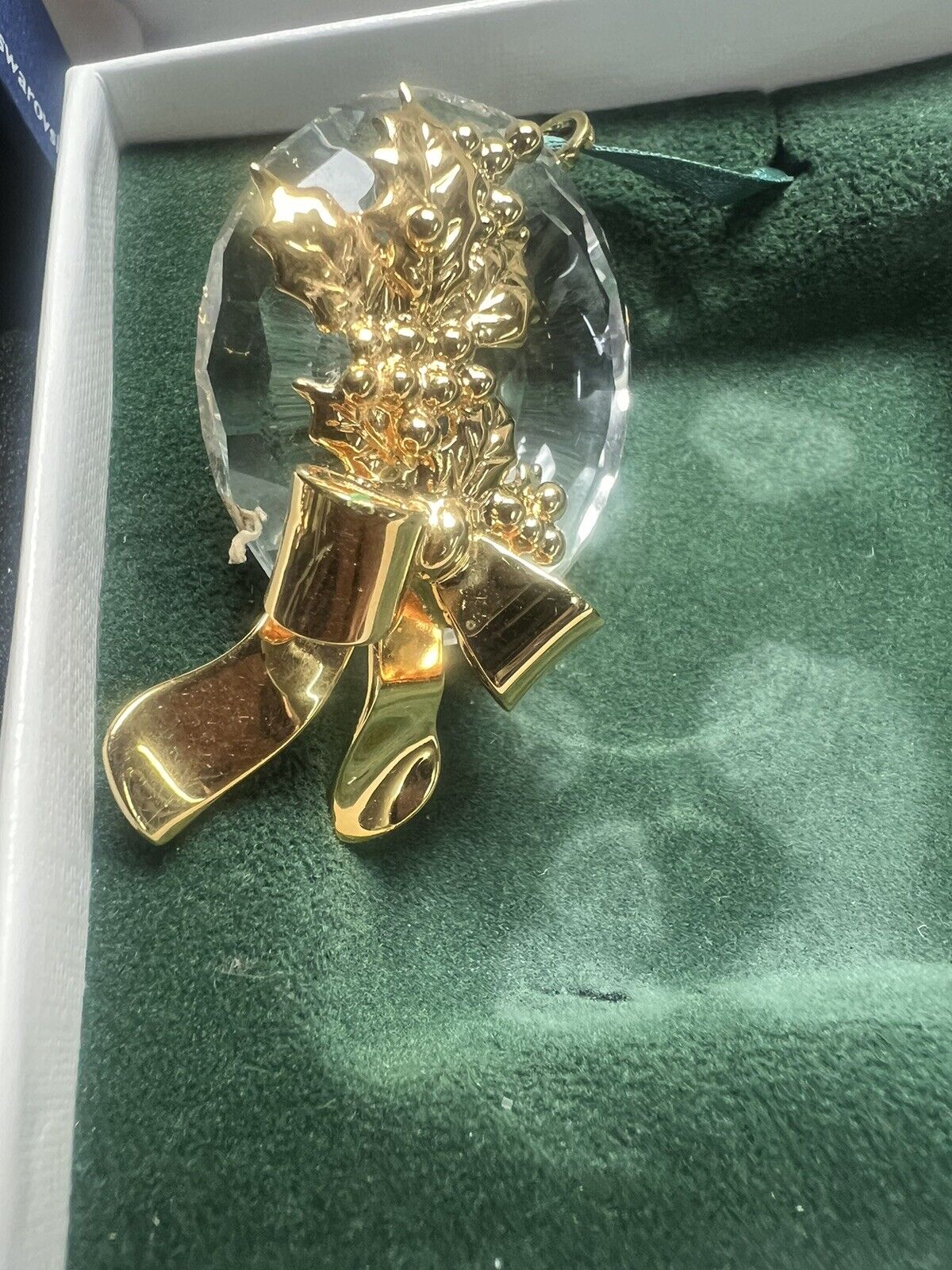 Memories Wreath Ornament 203081