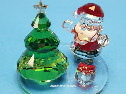 Santa Claus Scene Christmas Tree Gift & Dome 5403170