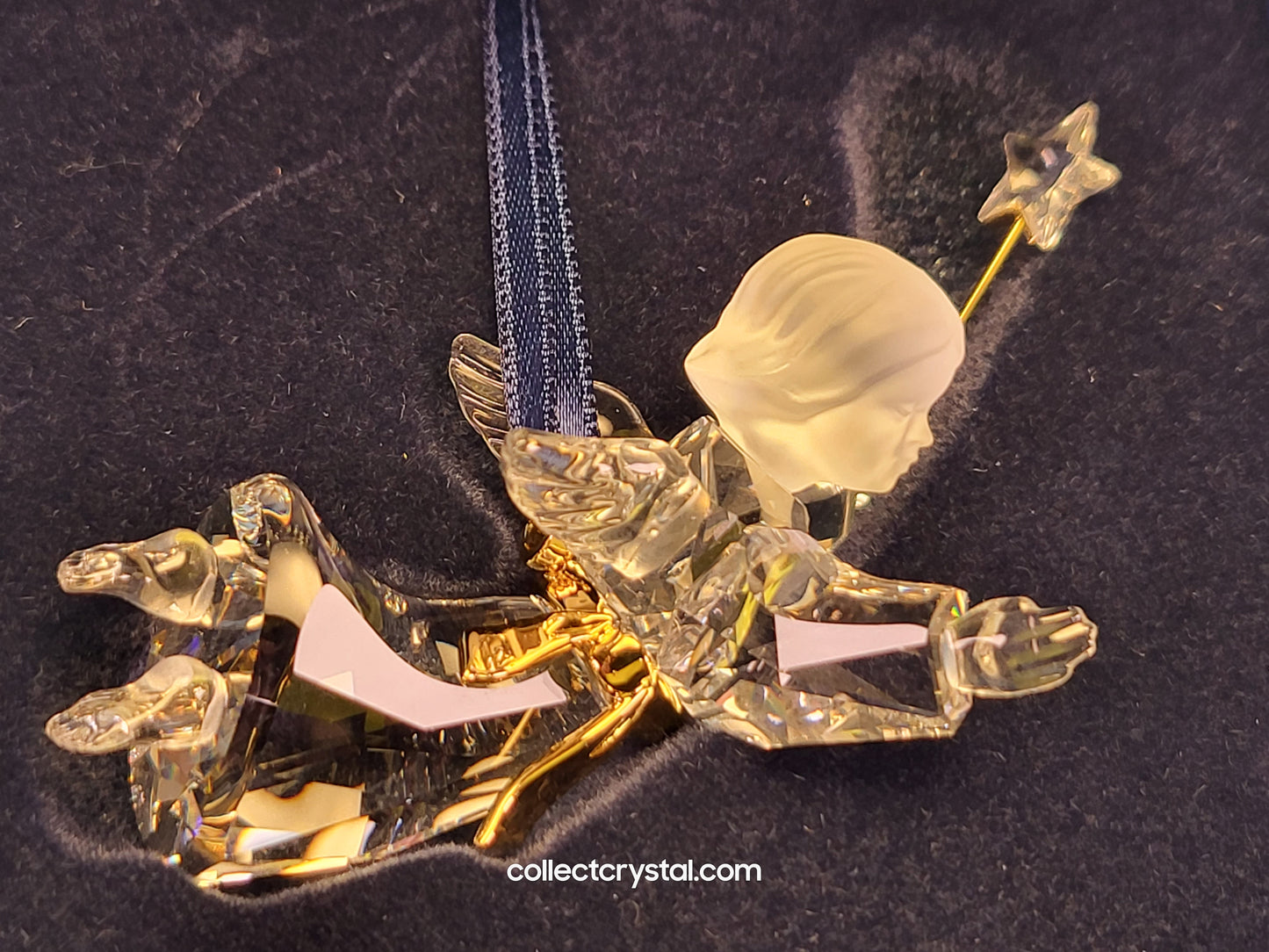2004 Annual Angel Christmas Ornament # 665054