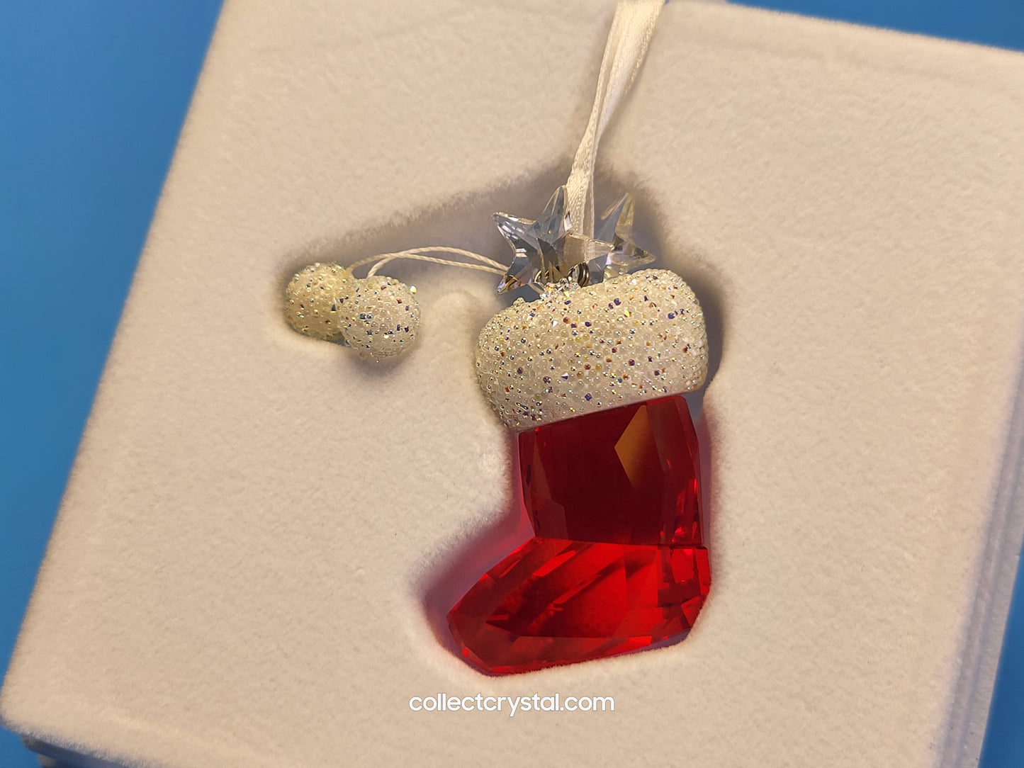 SWAROVSKI CHRISTMAS ORNAMENT – SANTA’S STOCKING (2008 ISSUE) 944872