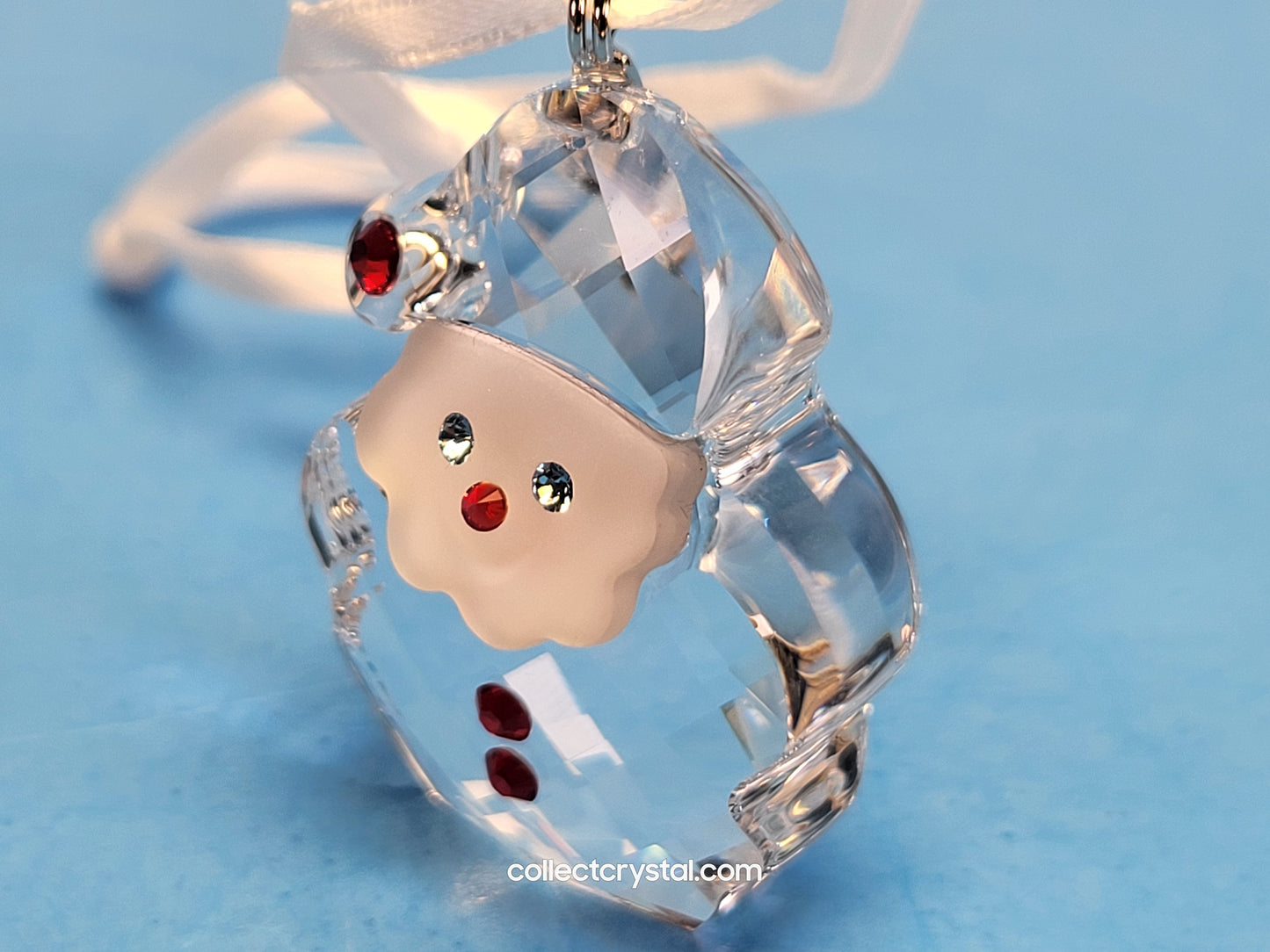Santa Claus Figurine Ornament 665028