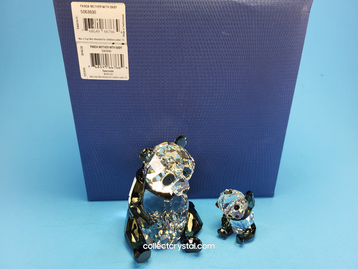 PANDA MOTHER WITH BABY 5063690