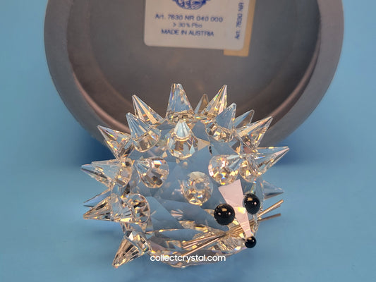 HEDGEHOG ROUND SMALL (SILVER WHISKERS) (called MEDIUM in USA/CANADA) 010018