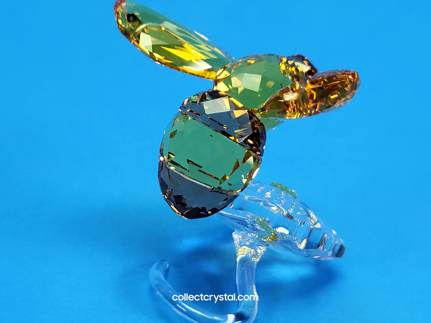 SCS EVENT PIECE BUMBLEBEE ON WILD FLOWER 5244639