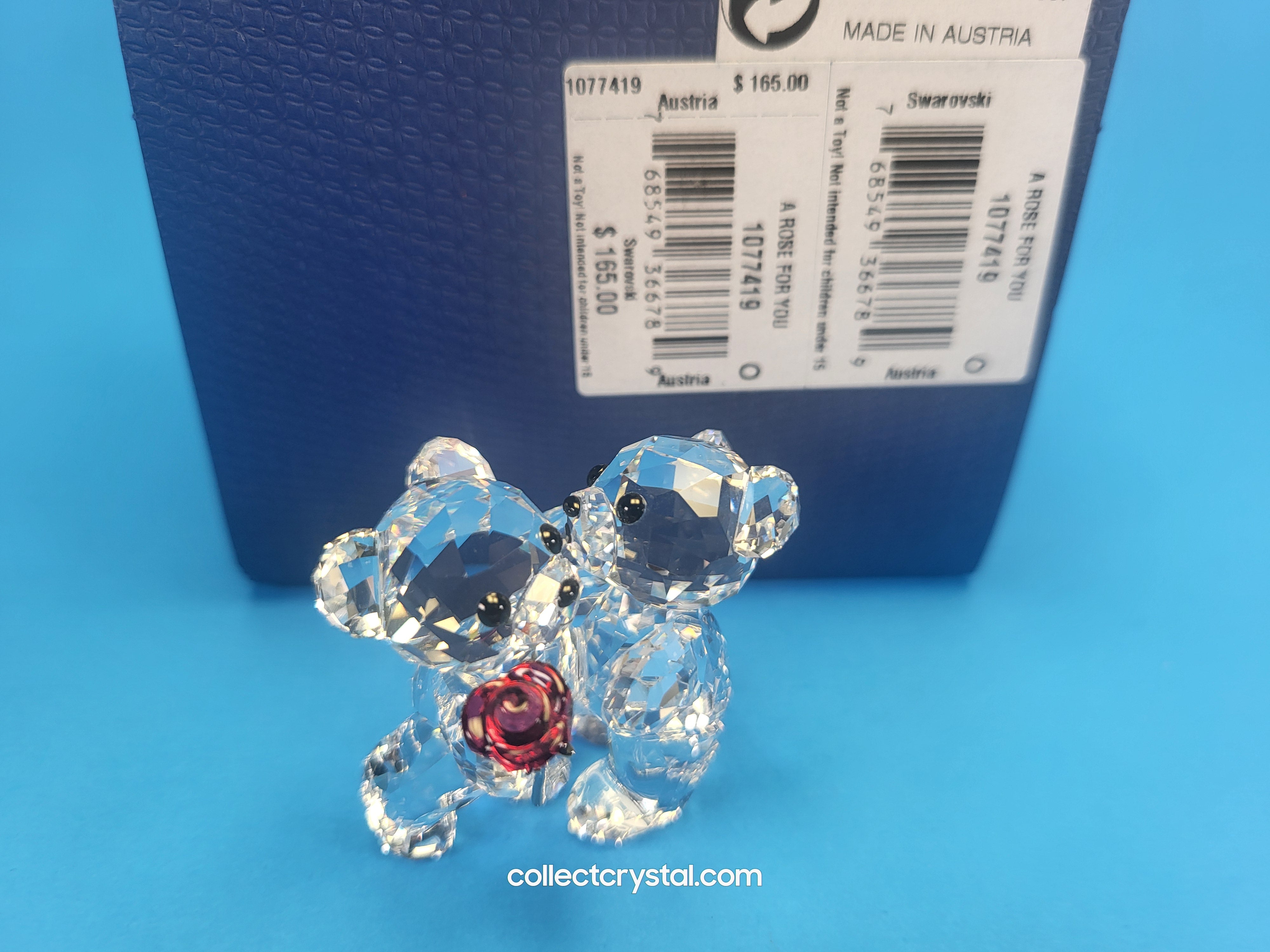 SWAROVSKIフィギュリン Kris Bear A Rose For You Swarovski Kris Bear A Rose with Love | Swarovski Crystals