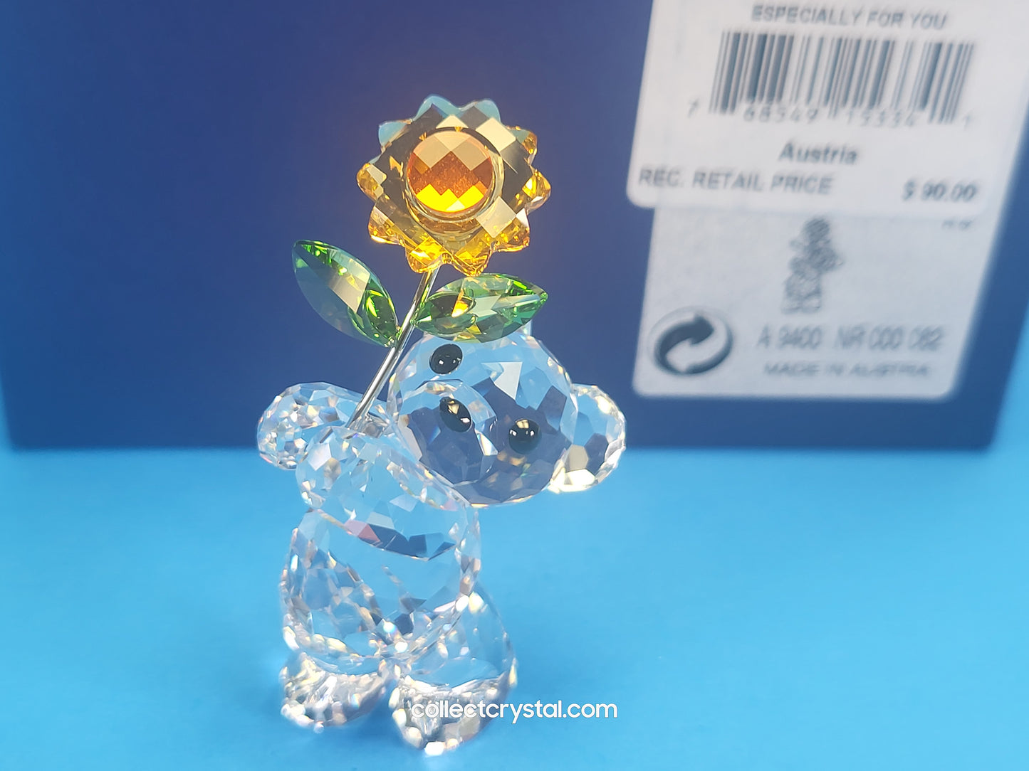 KRIS BEAR – ESPECIALLY FOR YOU HOLDING SUNFLOWER # 842934