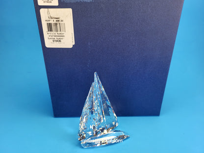 LEGEND SAILING SAIL BOAT Figurine with display SHIP 619436 sailboat